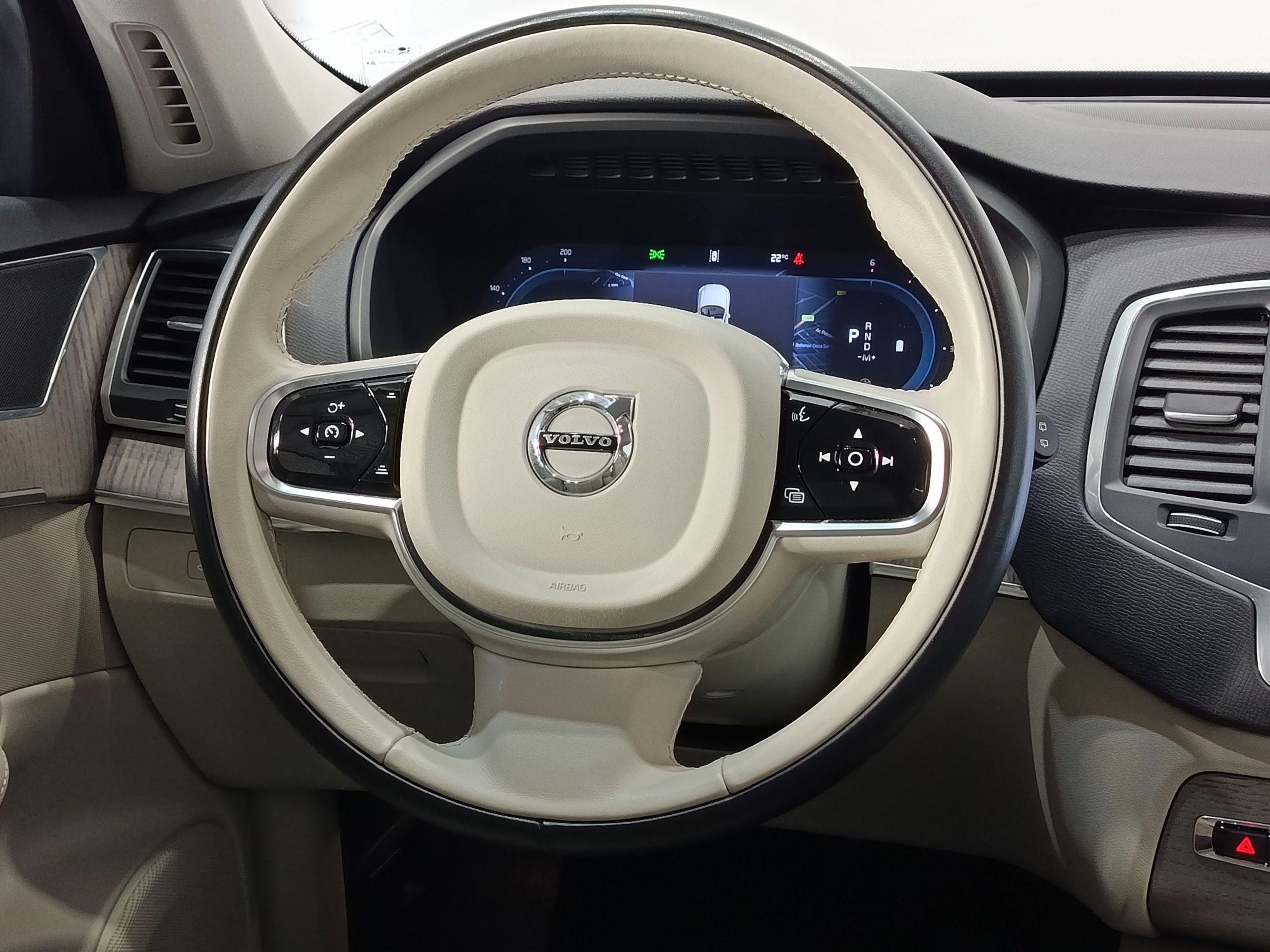 VOLVO XC90 B5 2.0MHEV PLUS BRIGHT AWD AUT 235cv 7PAX - Imagen 19