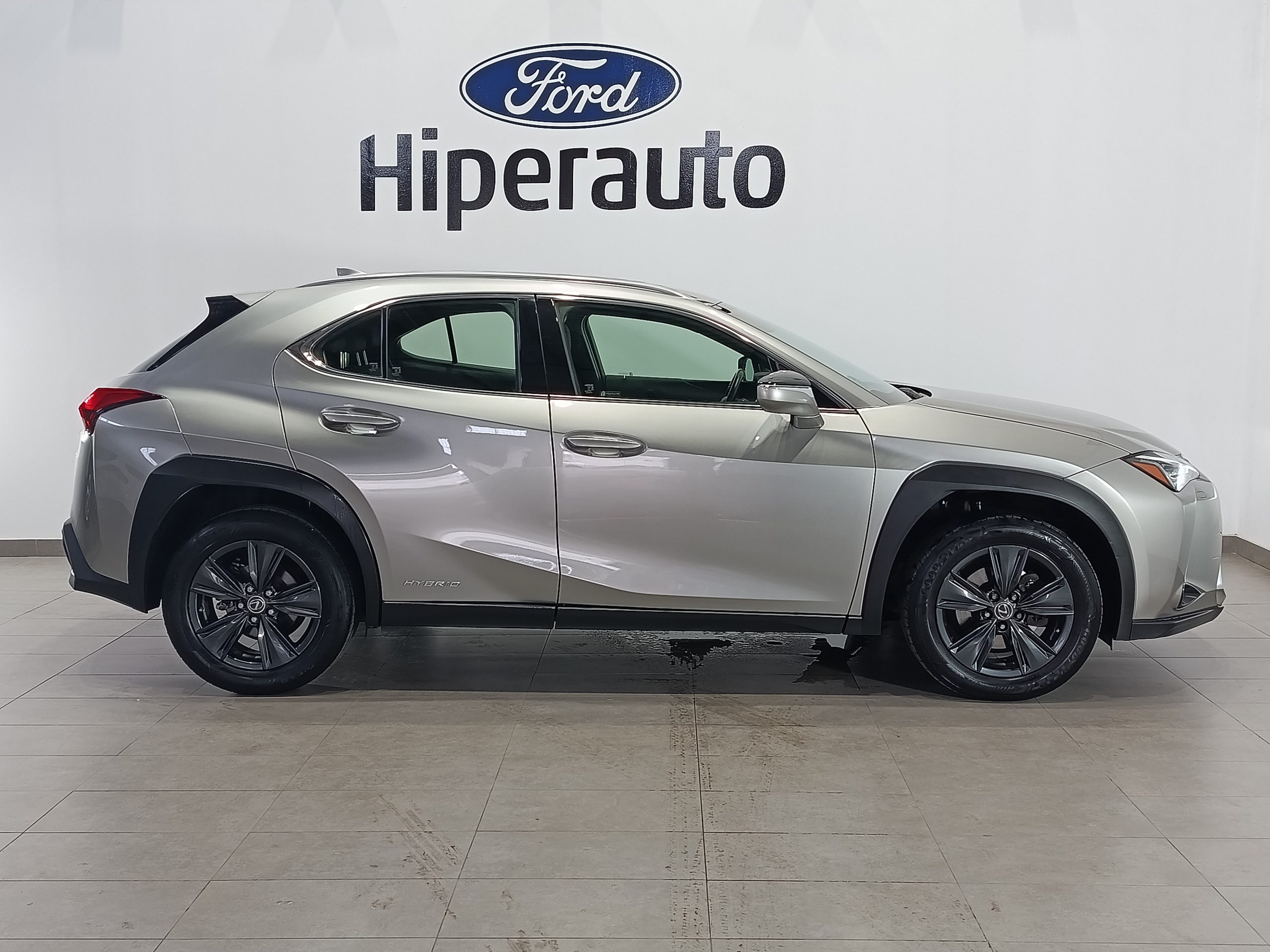 LEXUS UX 250h BUSSINESS AUTO 184CV - Imagen 19