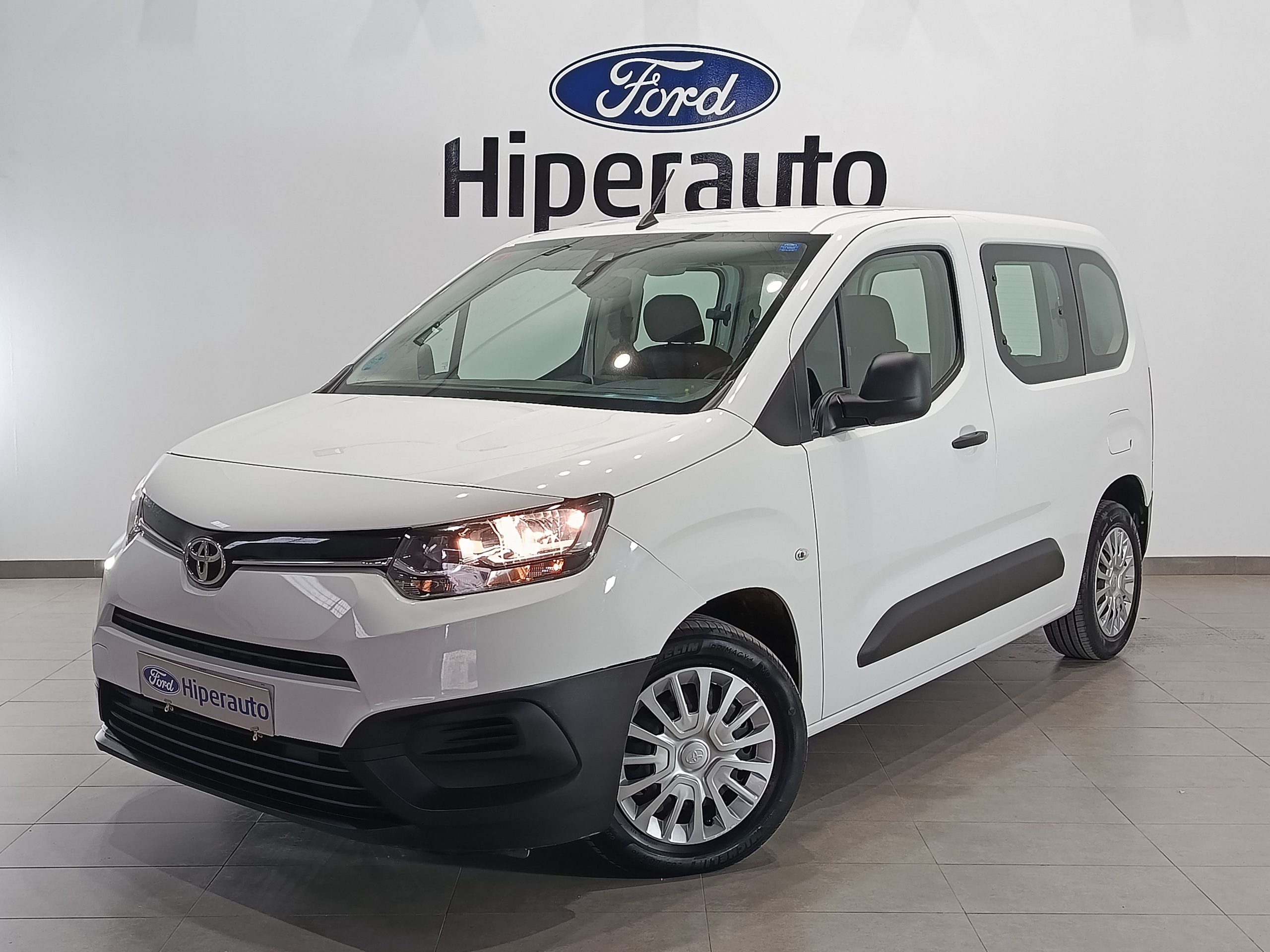 TOYOTA PROACE 1.5d CITY COMBI 100CV - Imagen 4