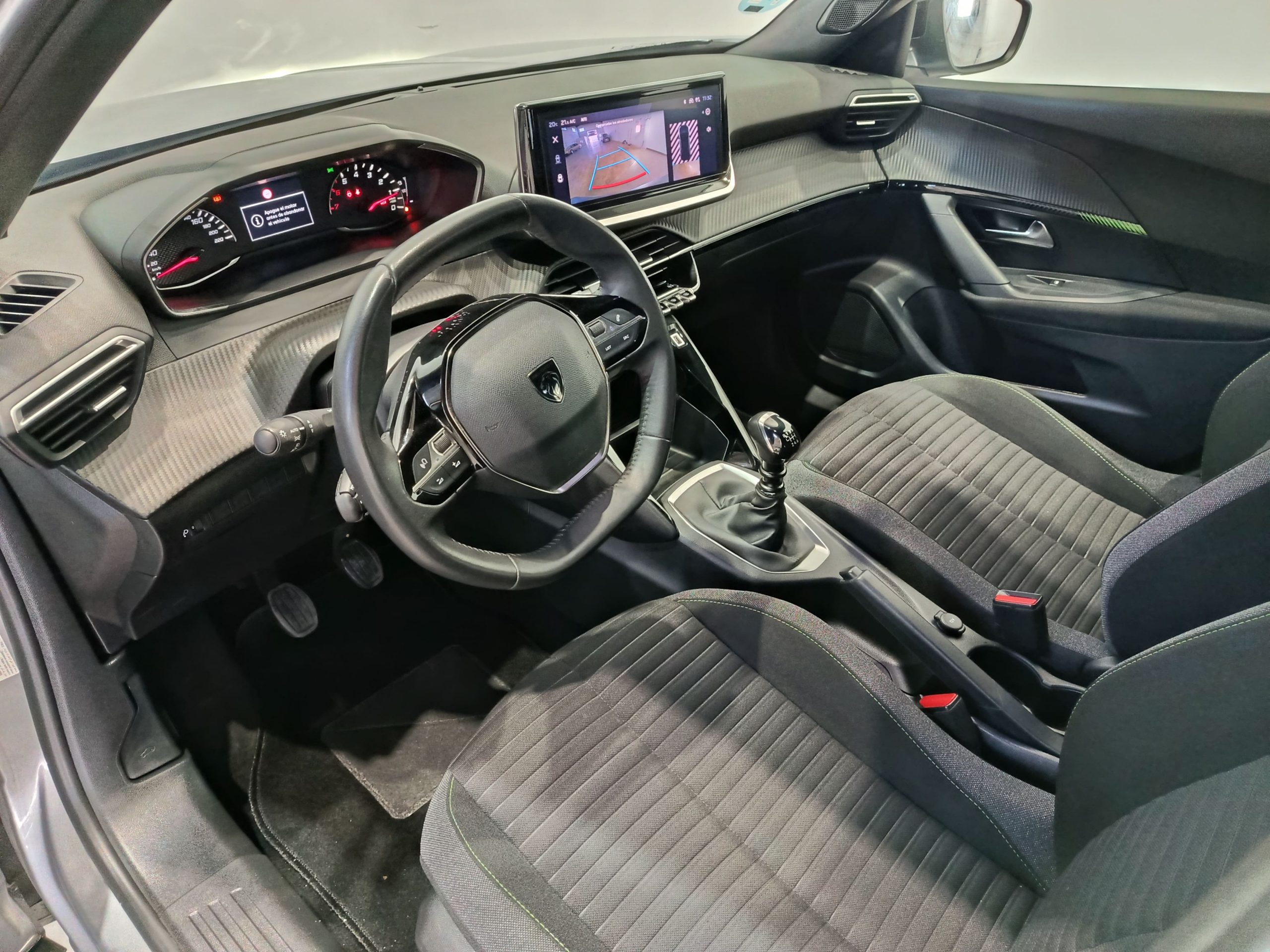 PEUGEOT 2008 1.2 ACTIVE PACK 100cv - Imagen 9