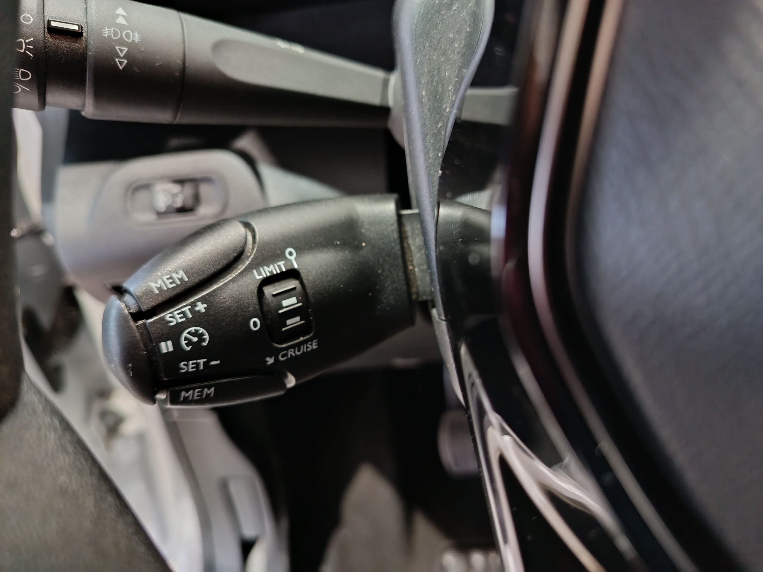 PEUGEOT RIFTER 1.5BHDi 100cv - Imagen 9