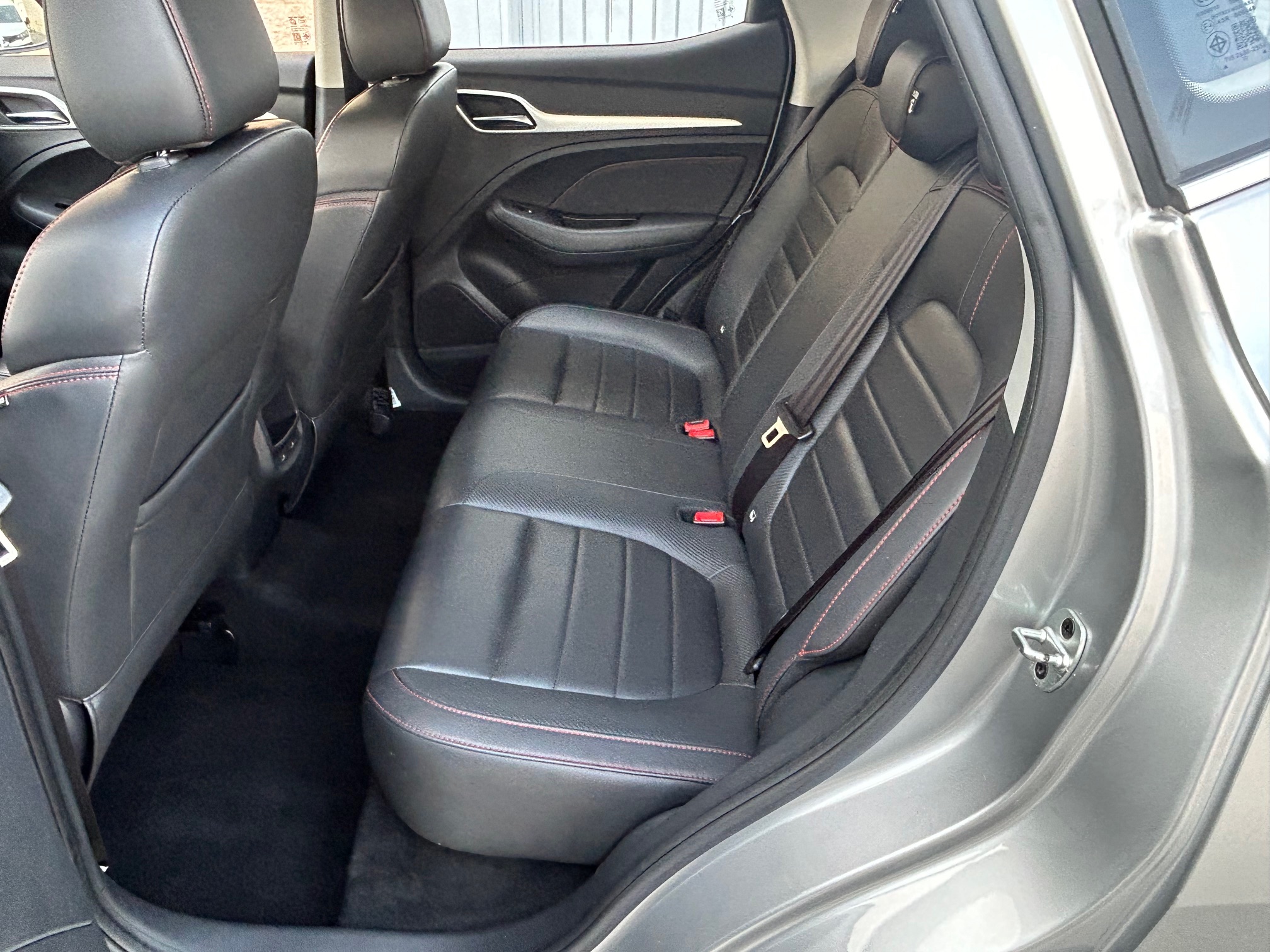 MG ZS 1.0T-GDI LUXURY AUTO 110cv - Imagen 18