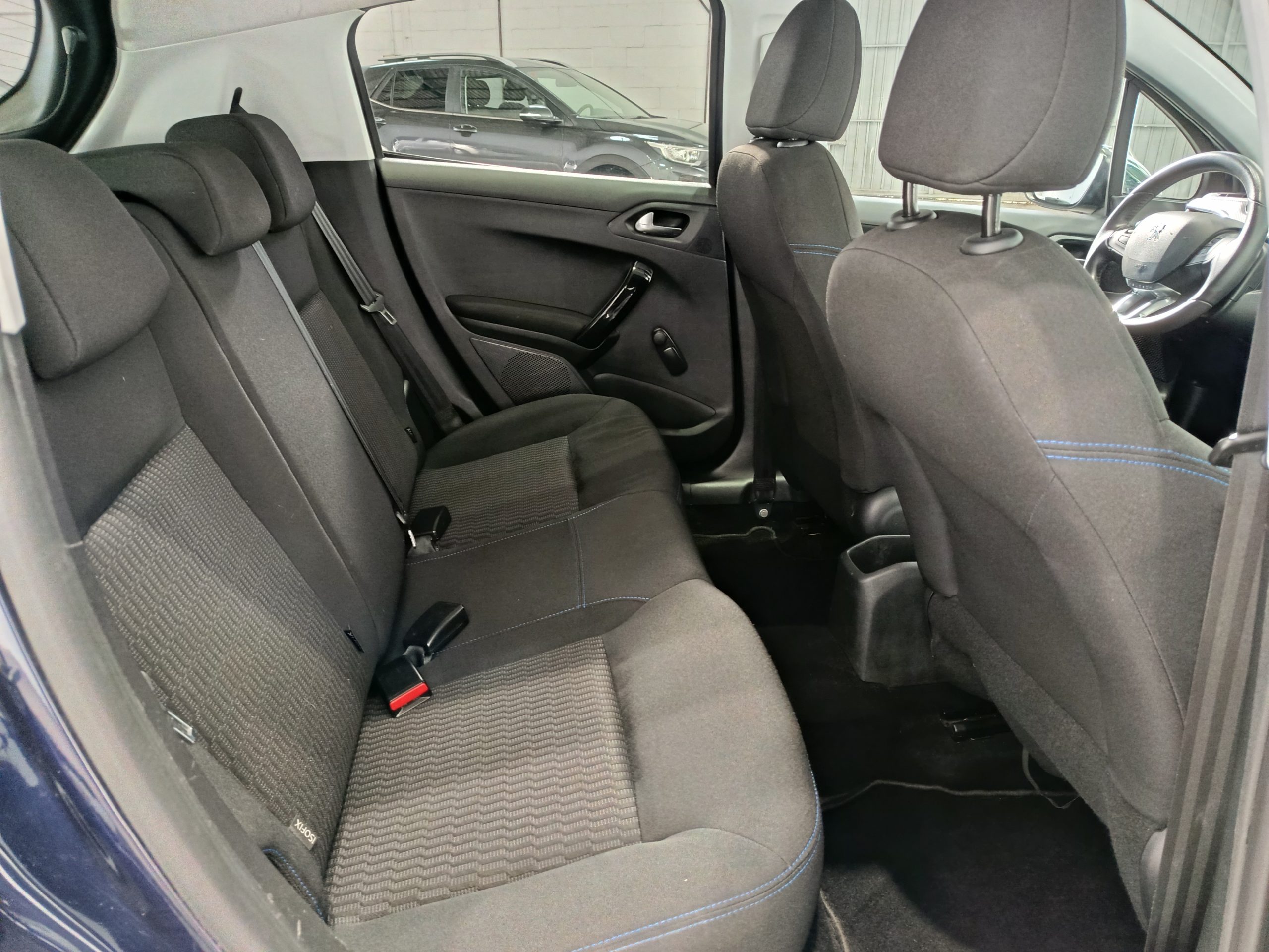 PEUGEOT 208 1.2 STYLE 82CV - Imagen 12
