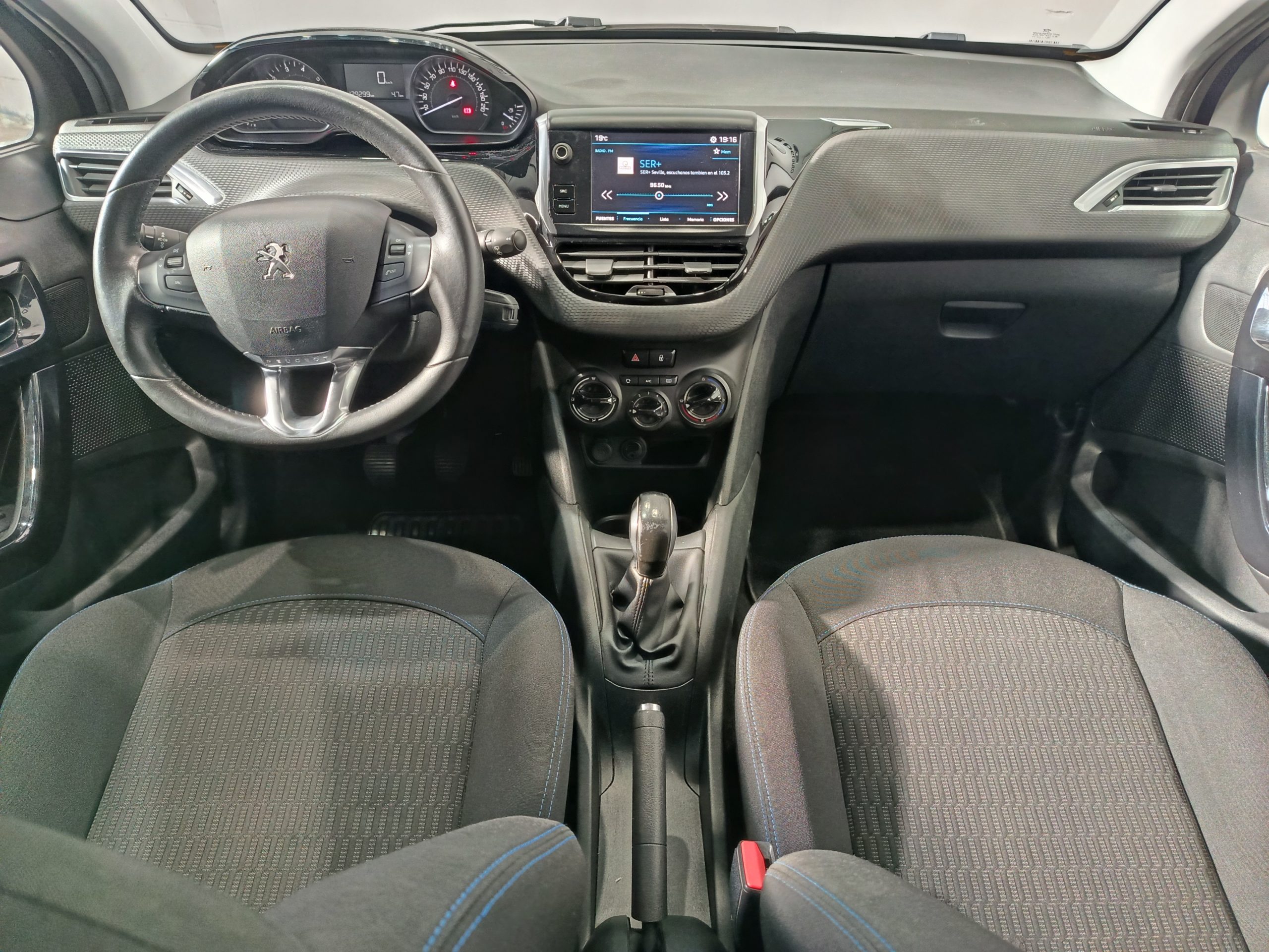 PEUGEOT 208 1.2 STYLE 82CV - Imagen 15