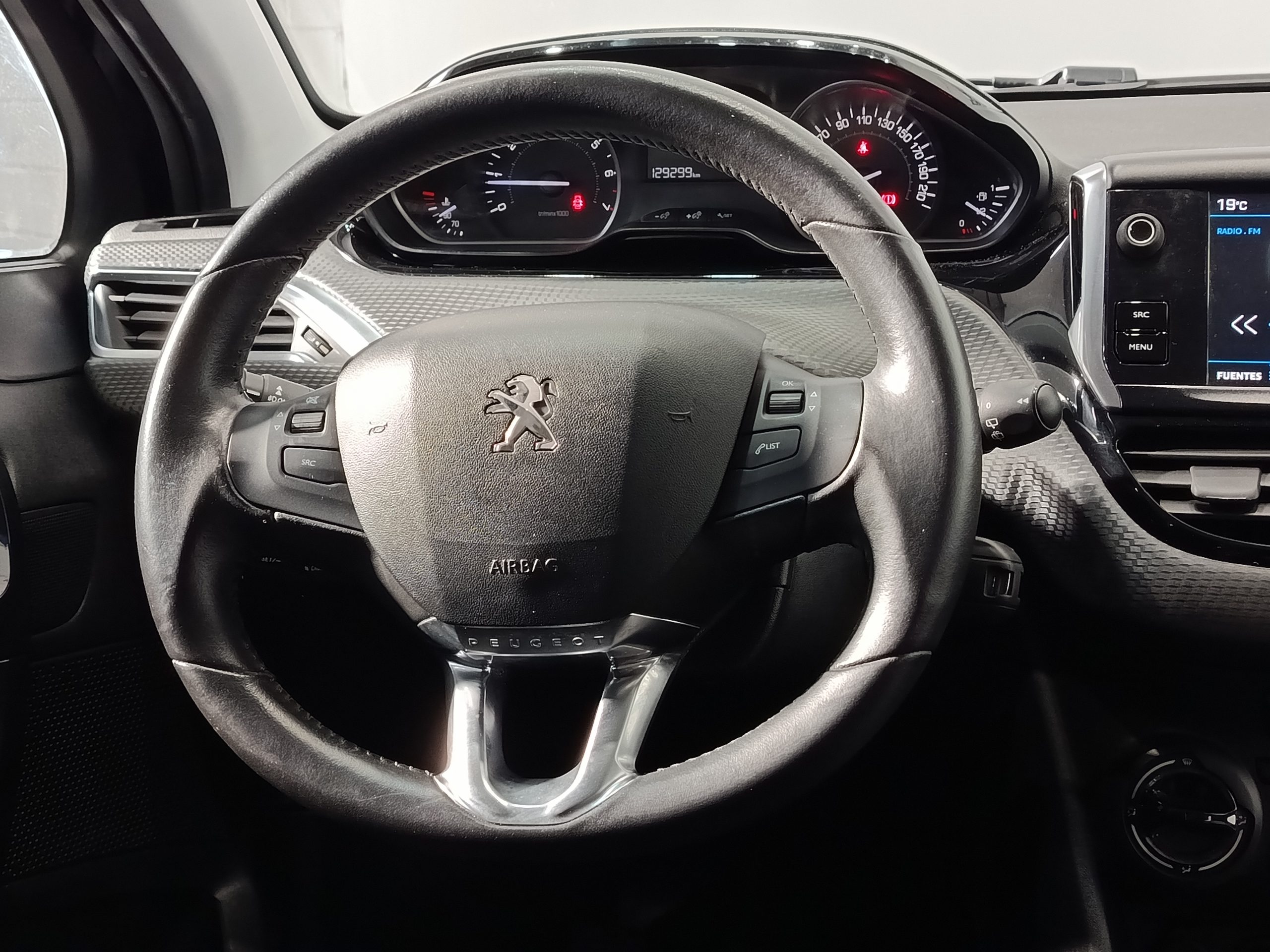 PEUGEOT 208 1.2 STYLE 82CV - Imagen 16