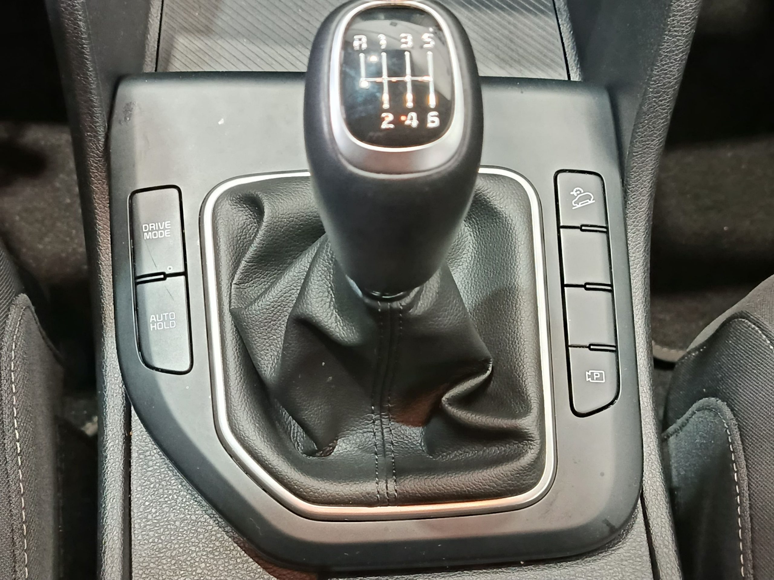 KIA SPORTAGE 1.6T-GDI 150CV CONCEPT 4X2 S&S MT6 - Imagen 18