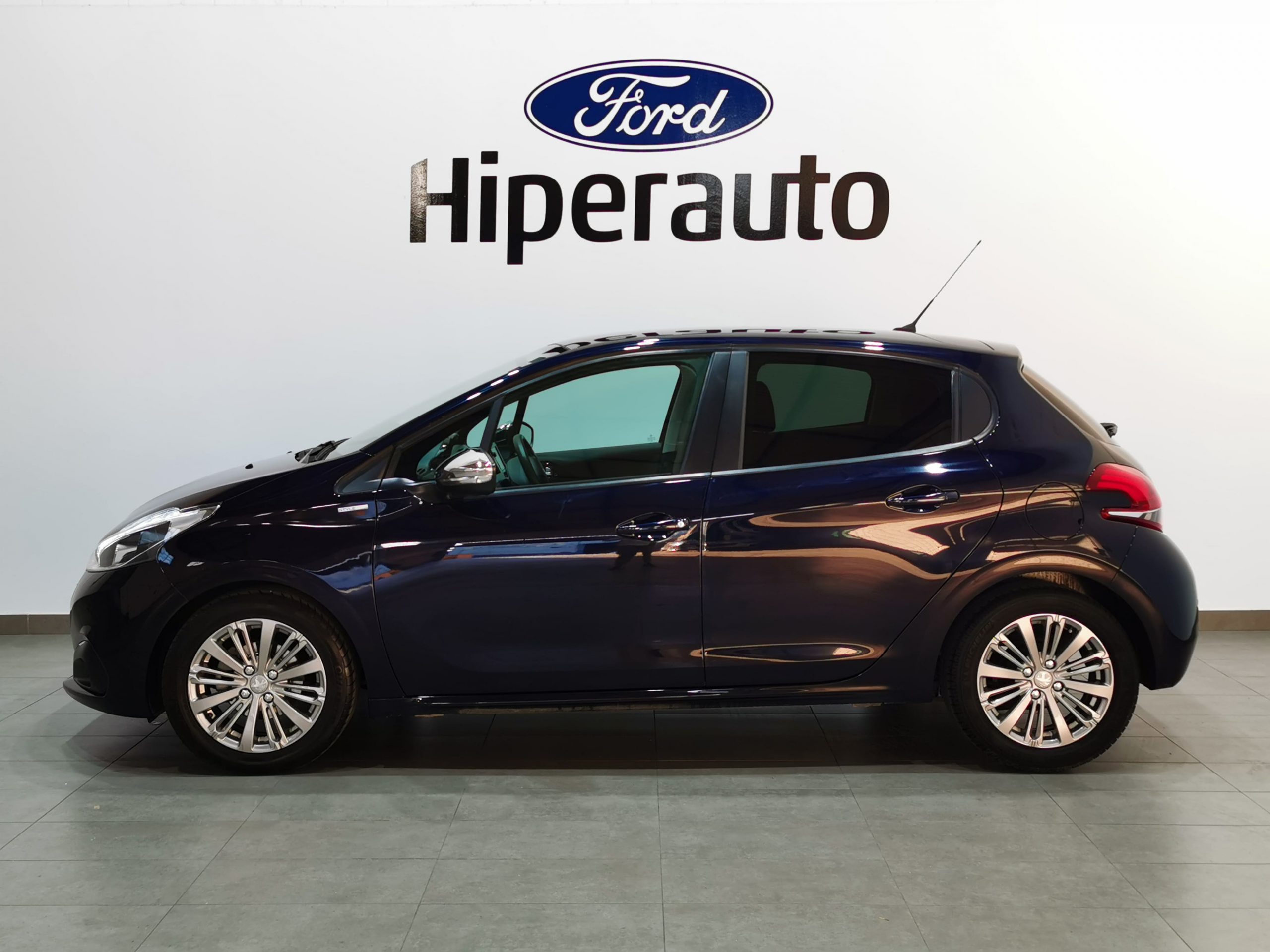 PEUGEOT 208 1.2 STYLE 82CV - Imagen 20