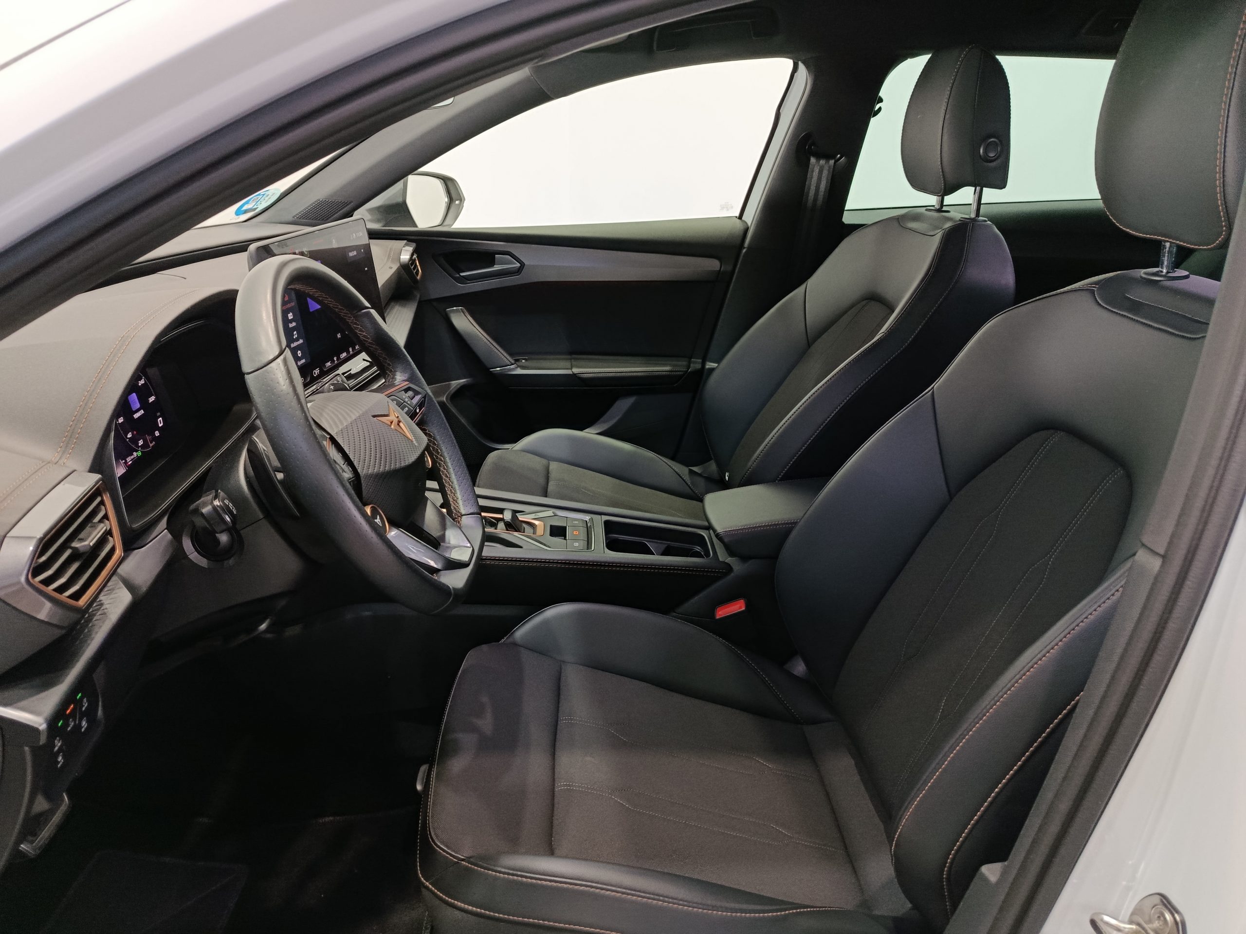 CUPRA LEON ST 1.5TSi DSG 150CV - Imagen 8