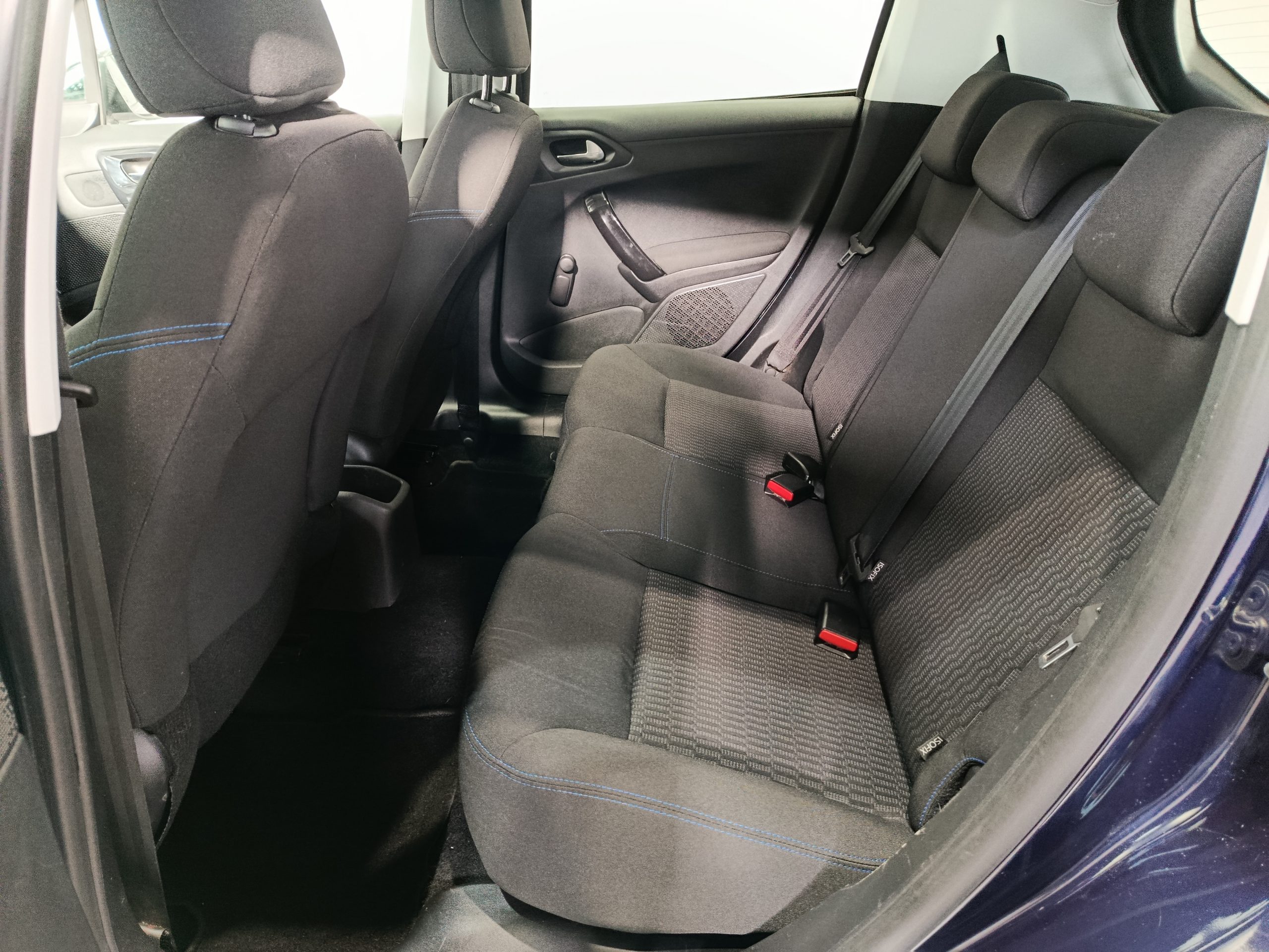 PEUGEOT 208 1.2 STYLE 82CV - Imagen 10