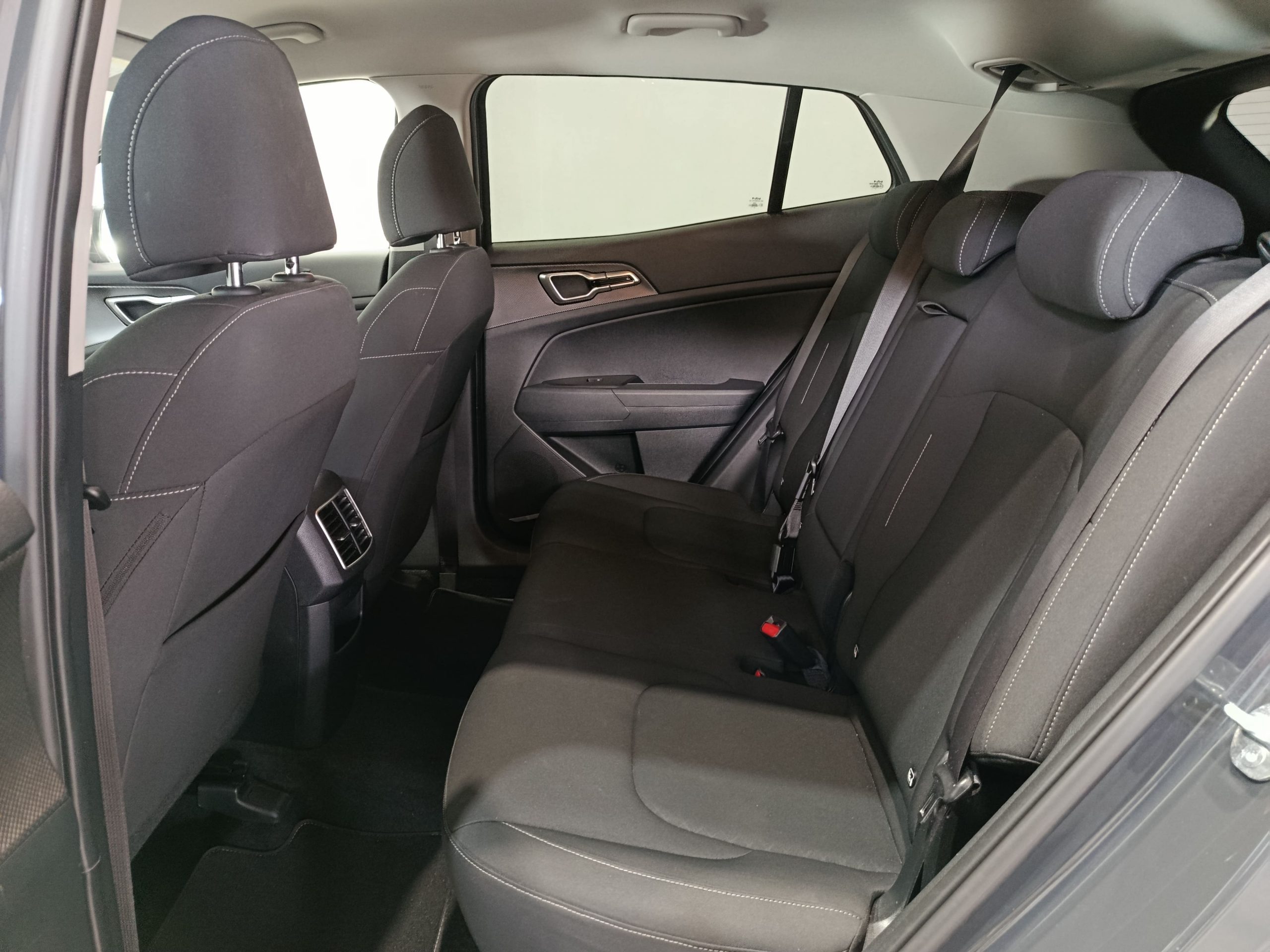 KIA SPORTAGE 1.6T-GDI 150CV CONCEPT 4X2 S&S MT6 - Imagen 10