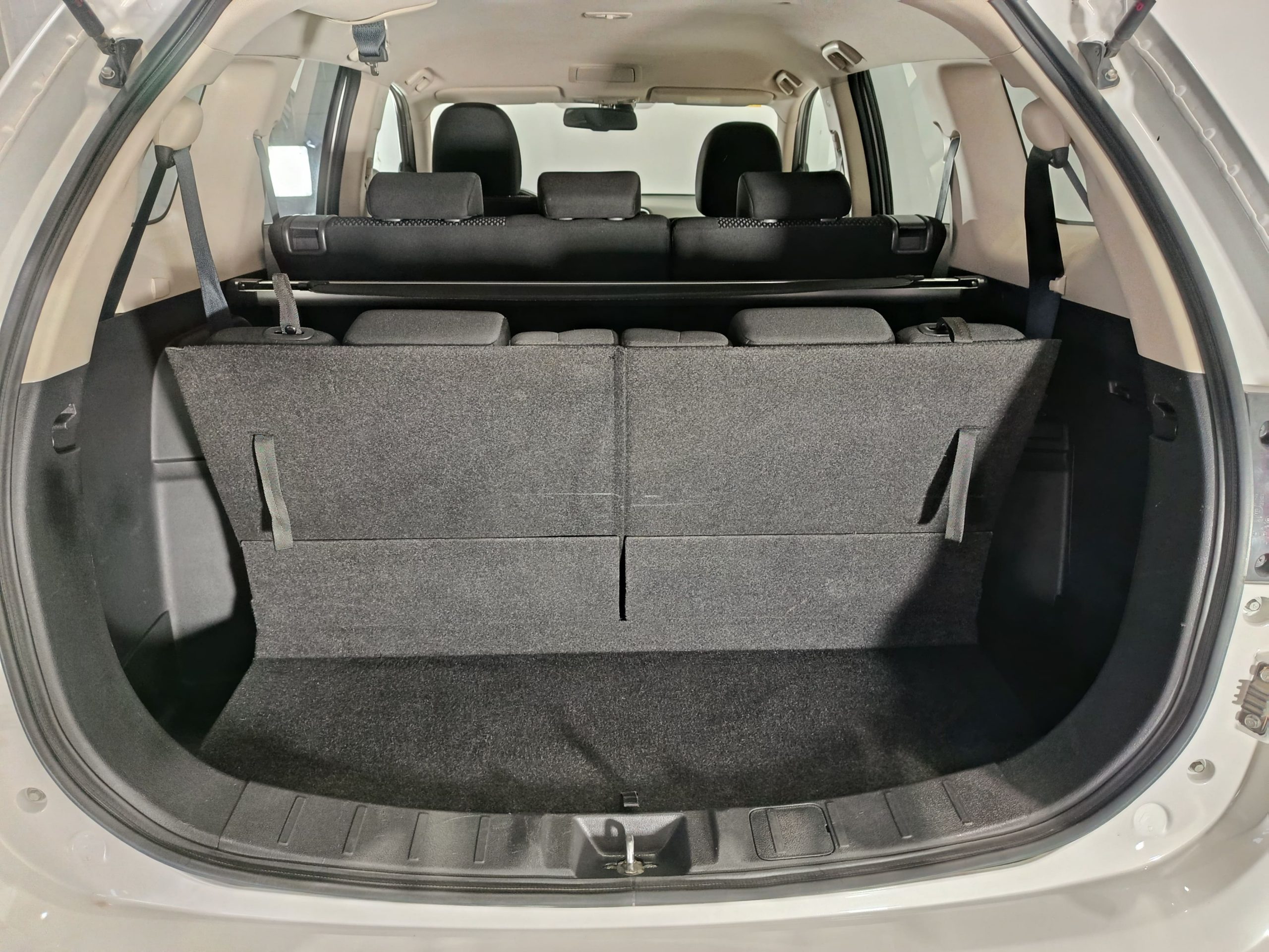 MITSUBISHI OUTLANDER 2.2d 4X4 AUTO MOTION 7 PLAZAS 150CV - Imagen 11