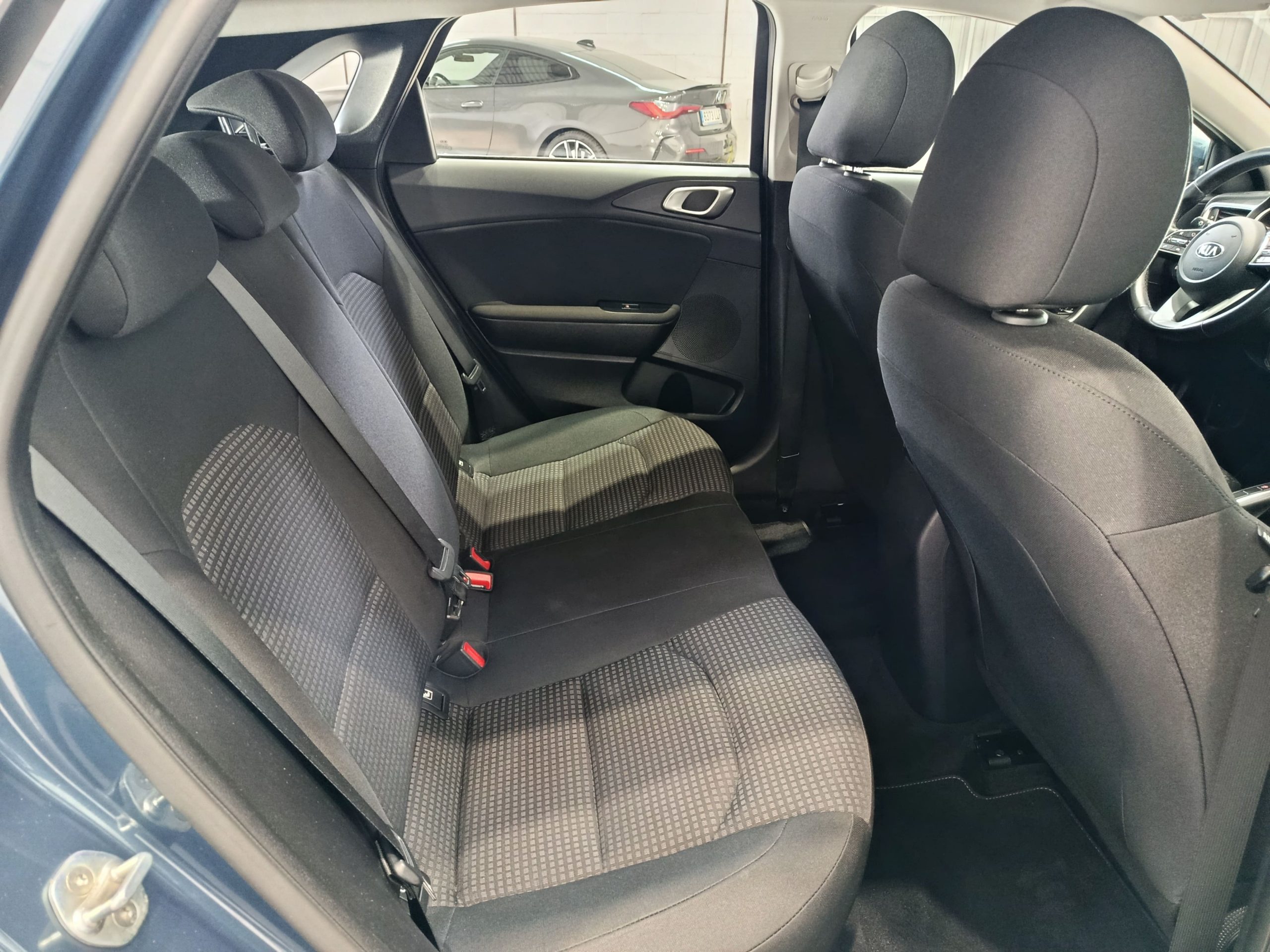 KIA CEED 1.0T-GDI 100CV CONCPT ECO-DYNAMICS S&S MT6 - Imagen 12