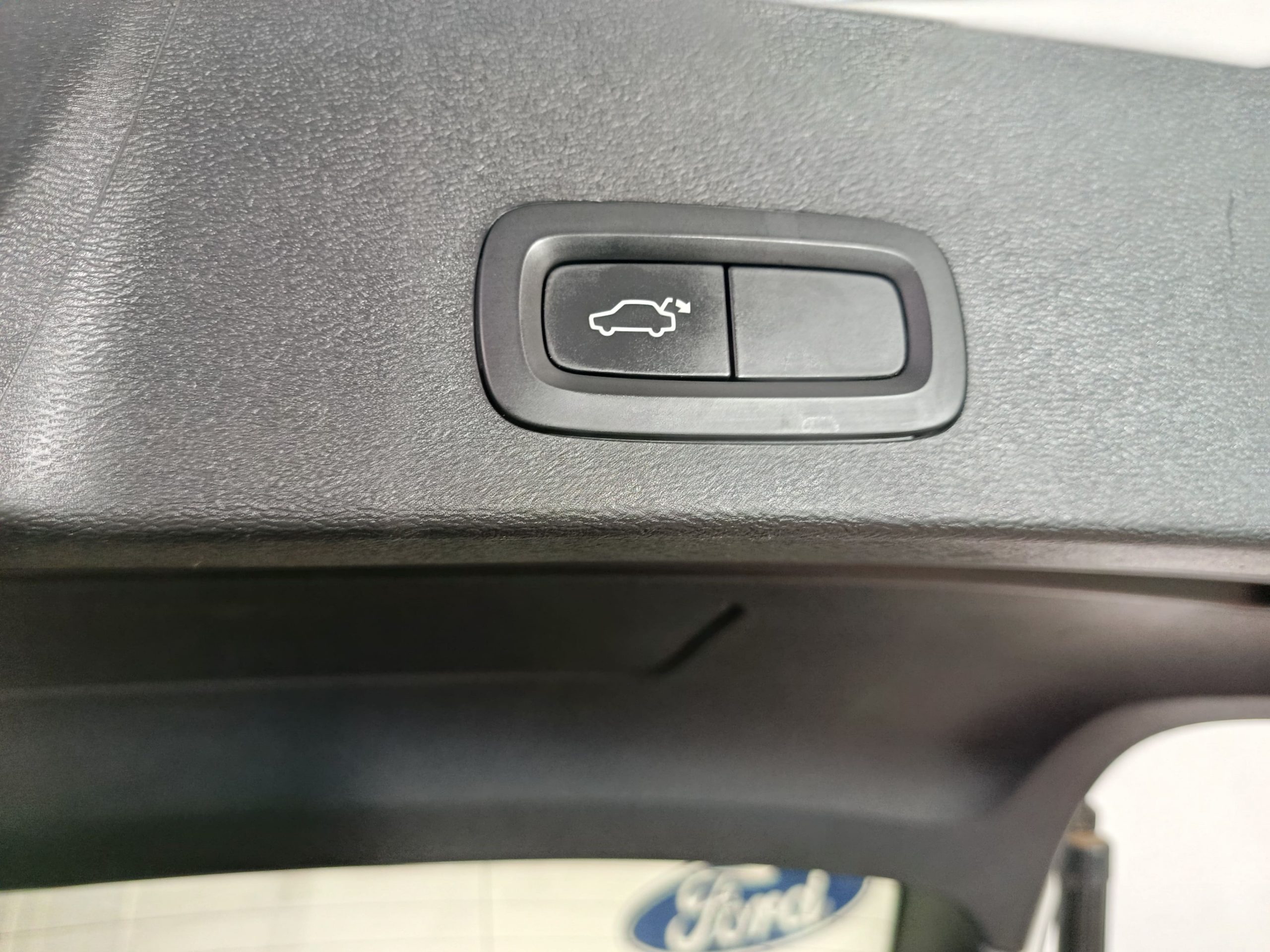 VOLVO XC40 2.0 D3 150CV MOMENTUM AUTO - Imagen 12