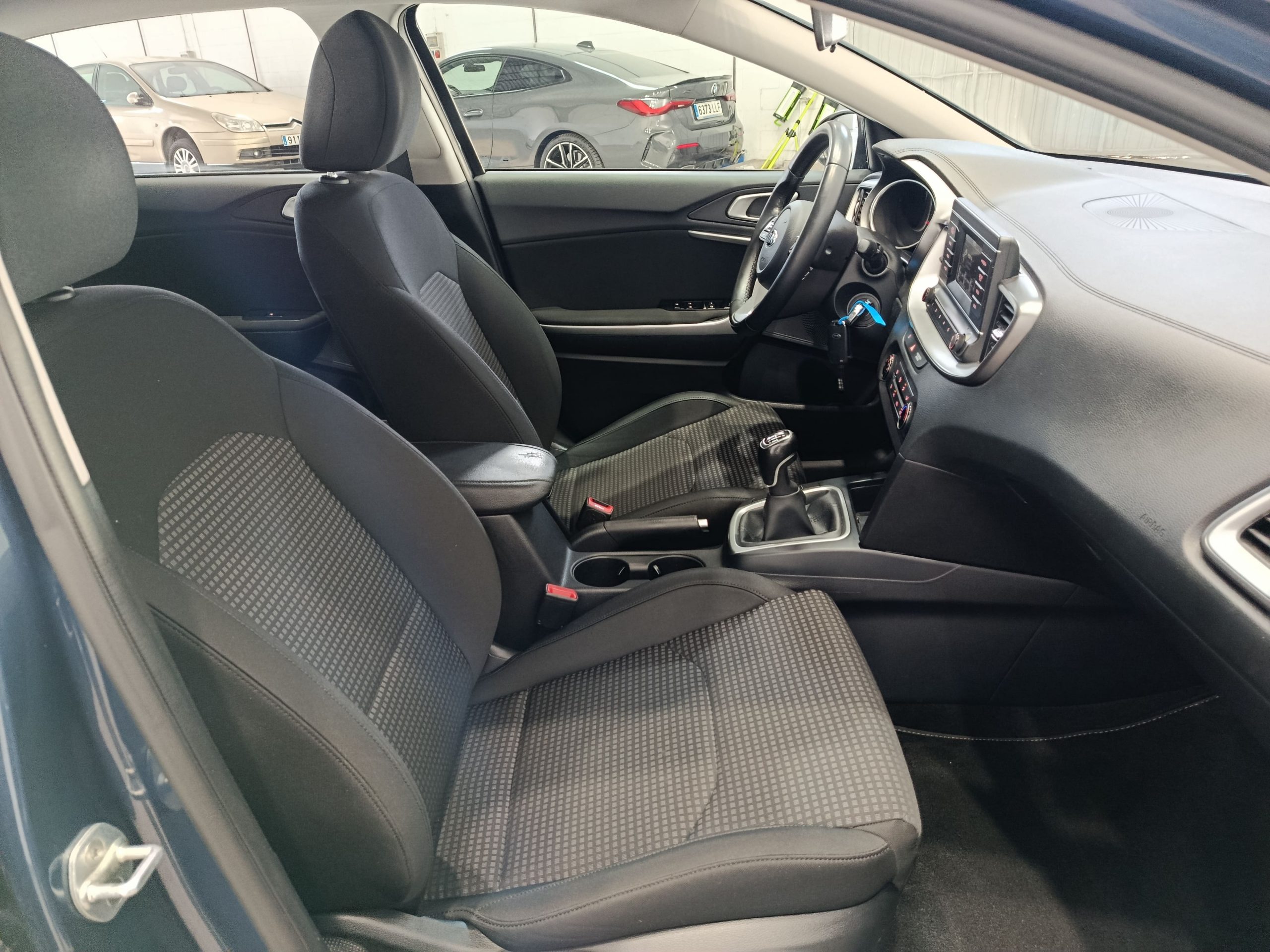 KIA CEED 1.0T-GDI 100CV CONCPT ECO-DYNAMICS S&S MT6 - Imagen 13