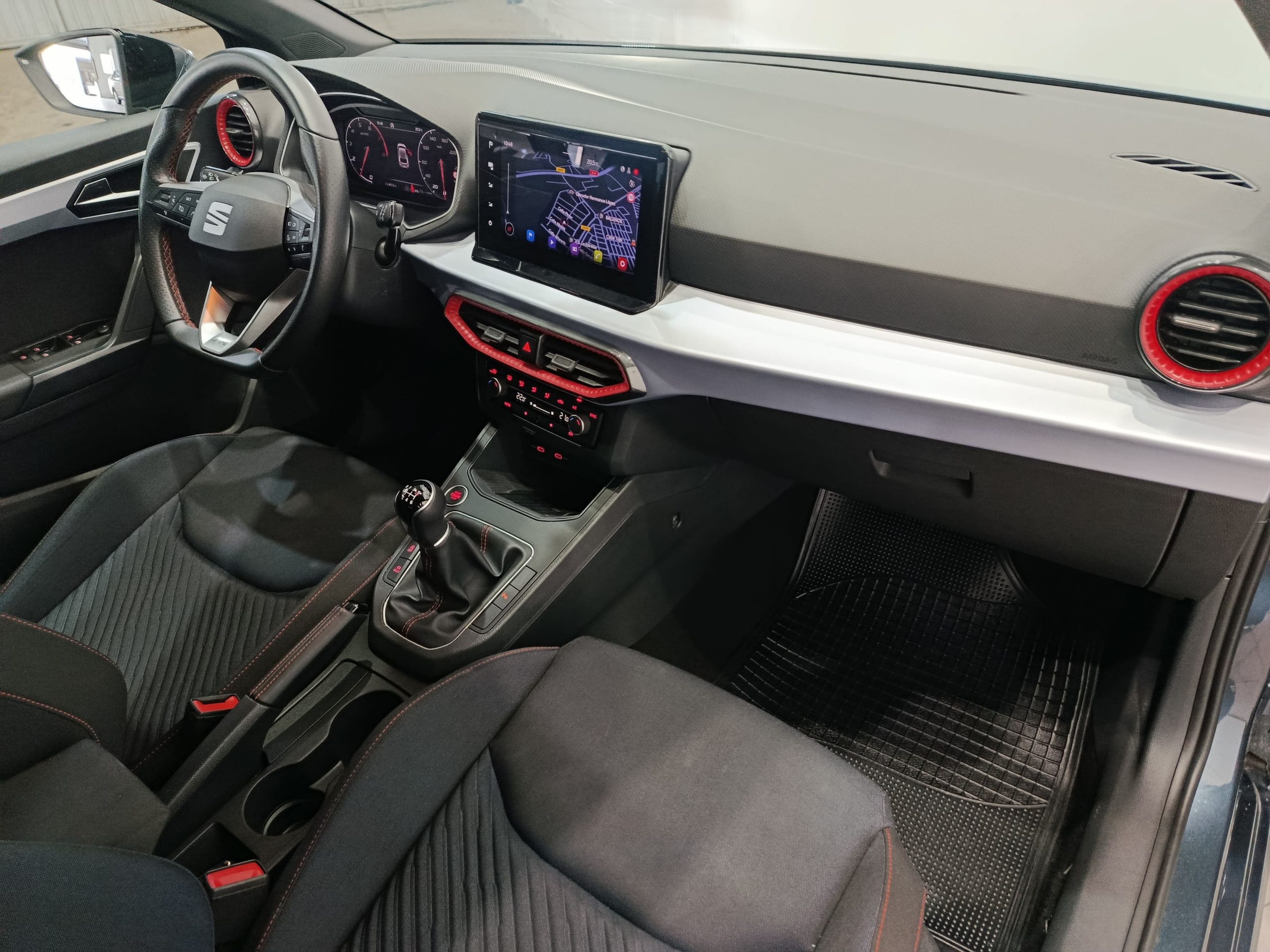 SEAT IBIZA FR SALTA! 1.0TSI 115CV S&S MT6 - Imagen 14