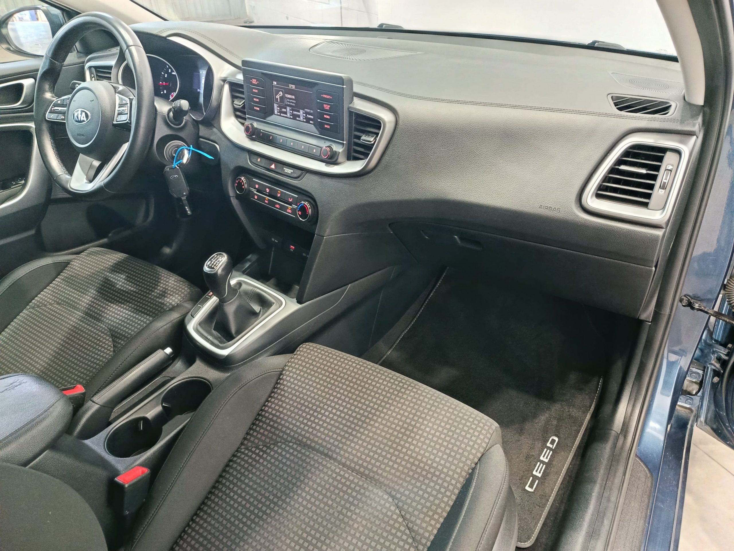 KIA CEED 1.0T-GDI 100CV CONCPT ECO-DYNAMICS S&S MT6 - Imagen 14