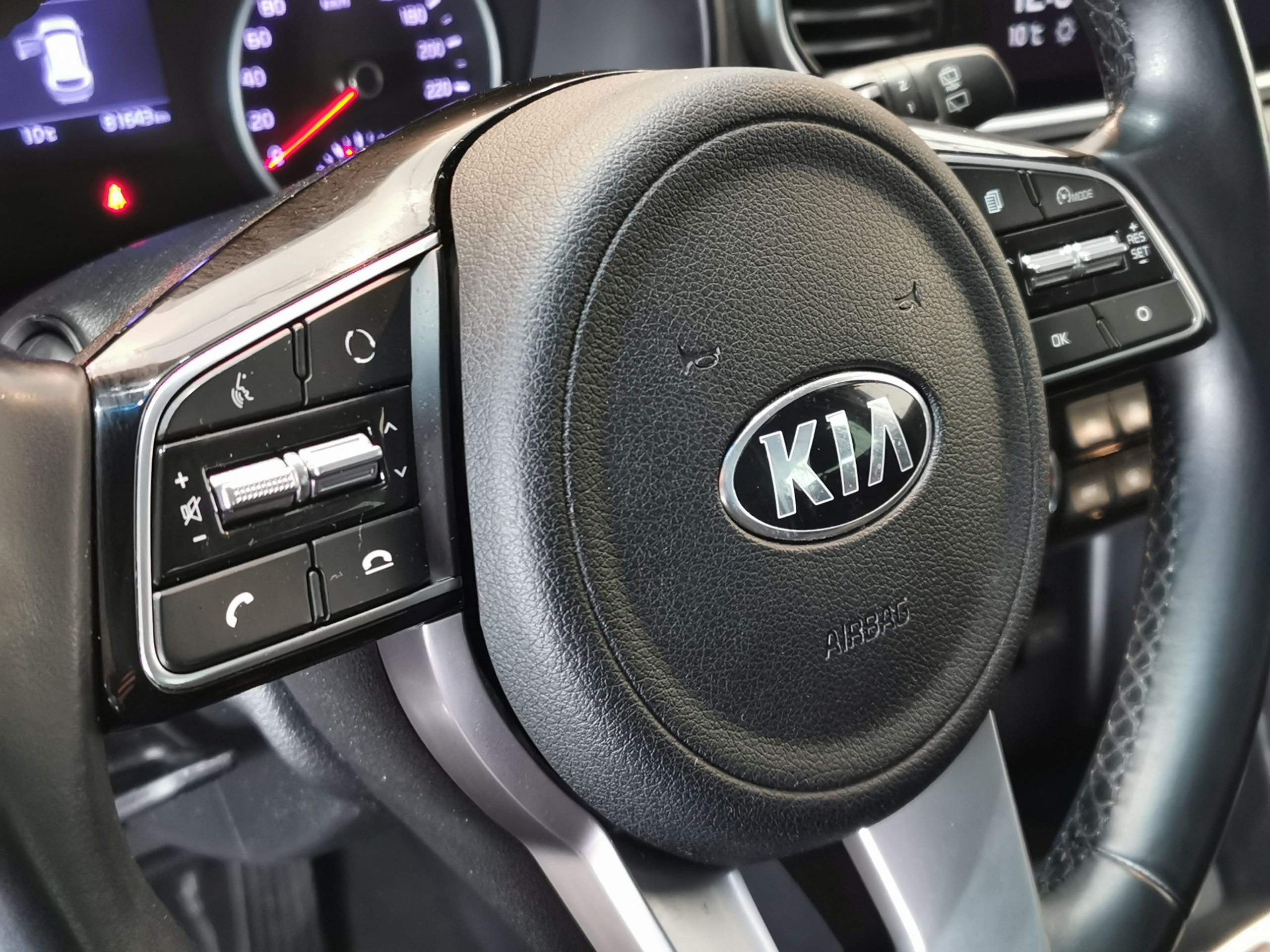 KIA SPORTAGE 1.6MHEV 136CV DRIVE S&S 4X2 MT6 - Imagen 16