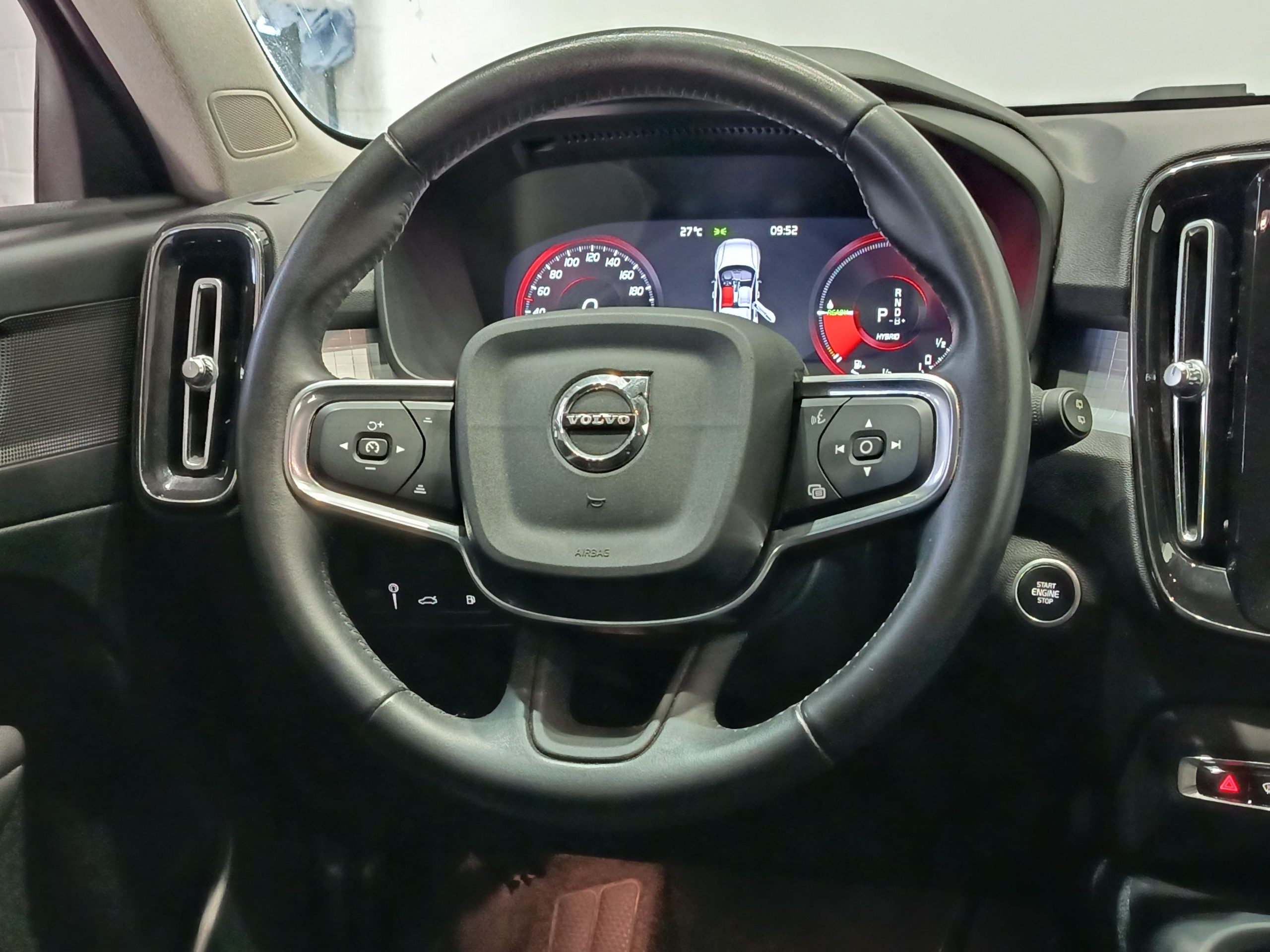 VOLVO XC40 R-DESING 1.5 T4 TWIN RECHARGE 211CV AUTO - Imagen 16