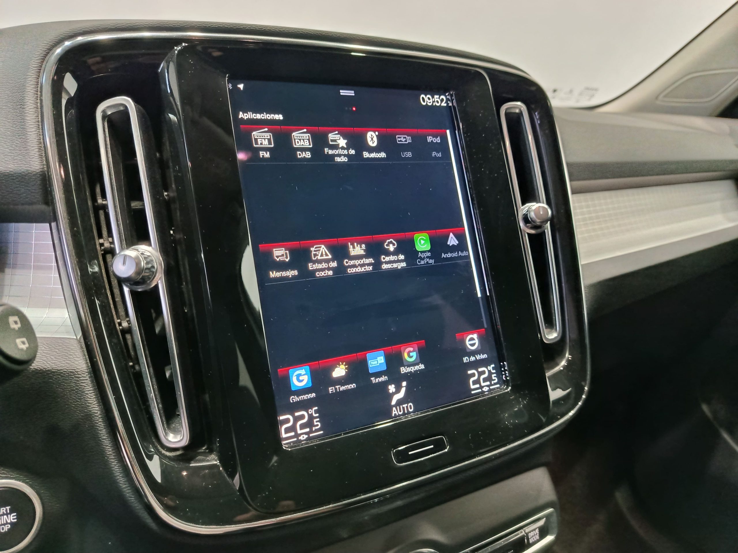 VOLVO XC40 R-DESING 1.5 T4 TWIN RECHARGE 211CV AUTO - Imagen 17