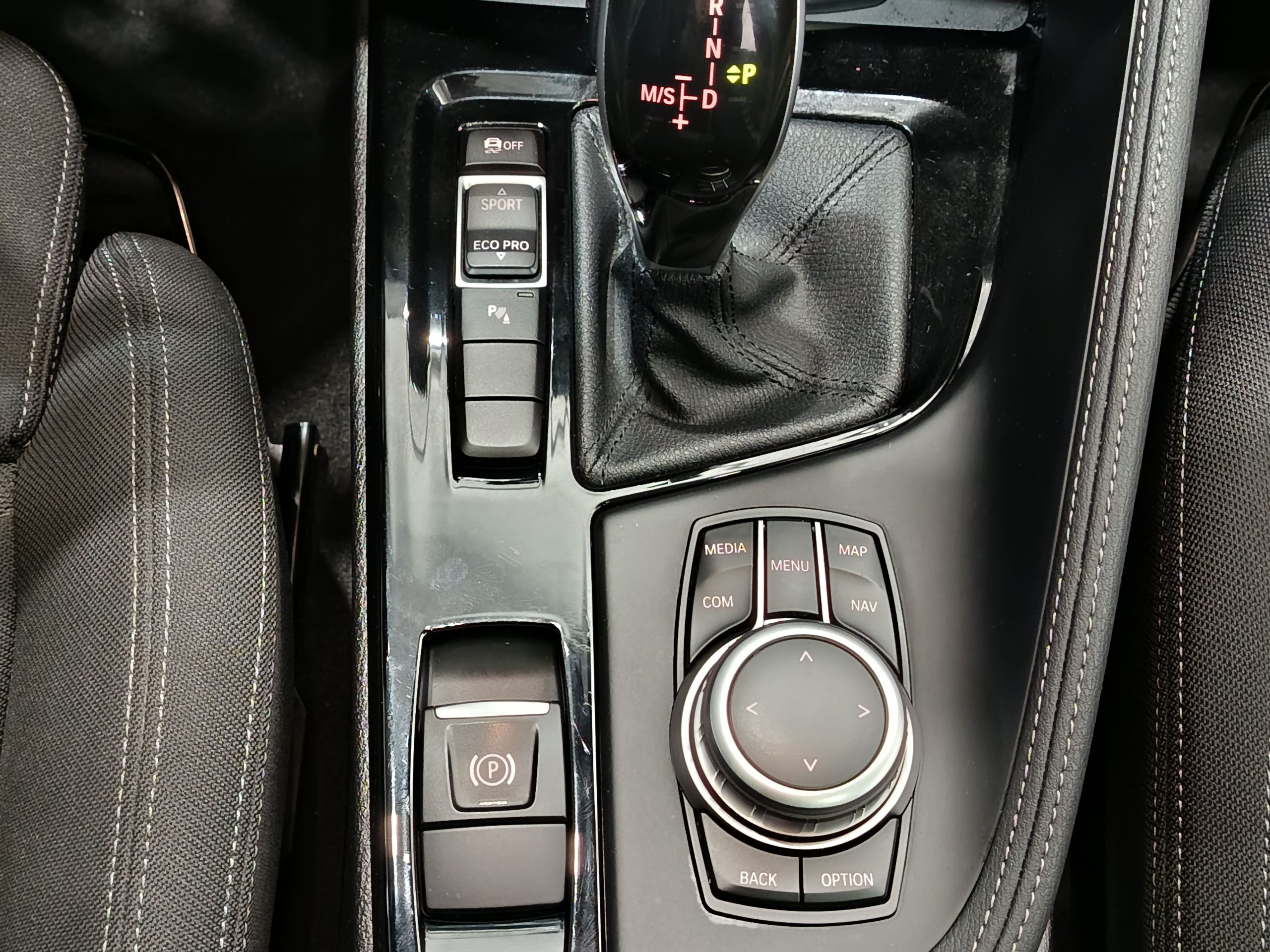 BMW X2 S-DRIVE 18i ADVANTAGE AUTO 136CV - Imagen 19