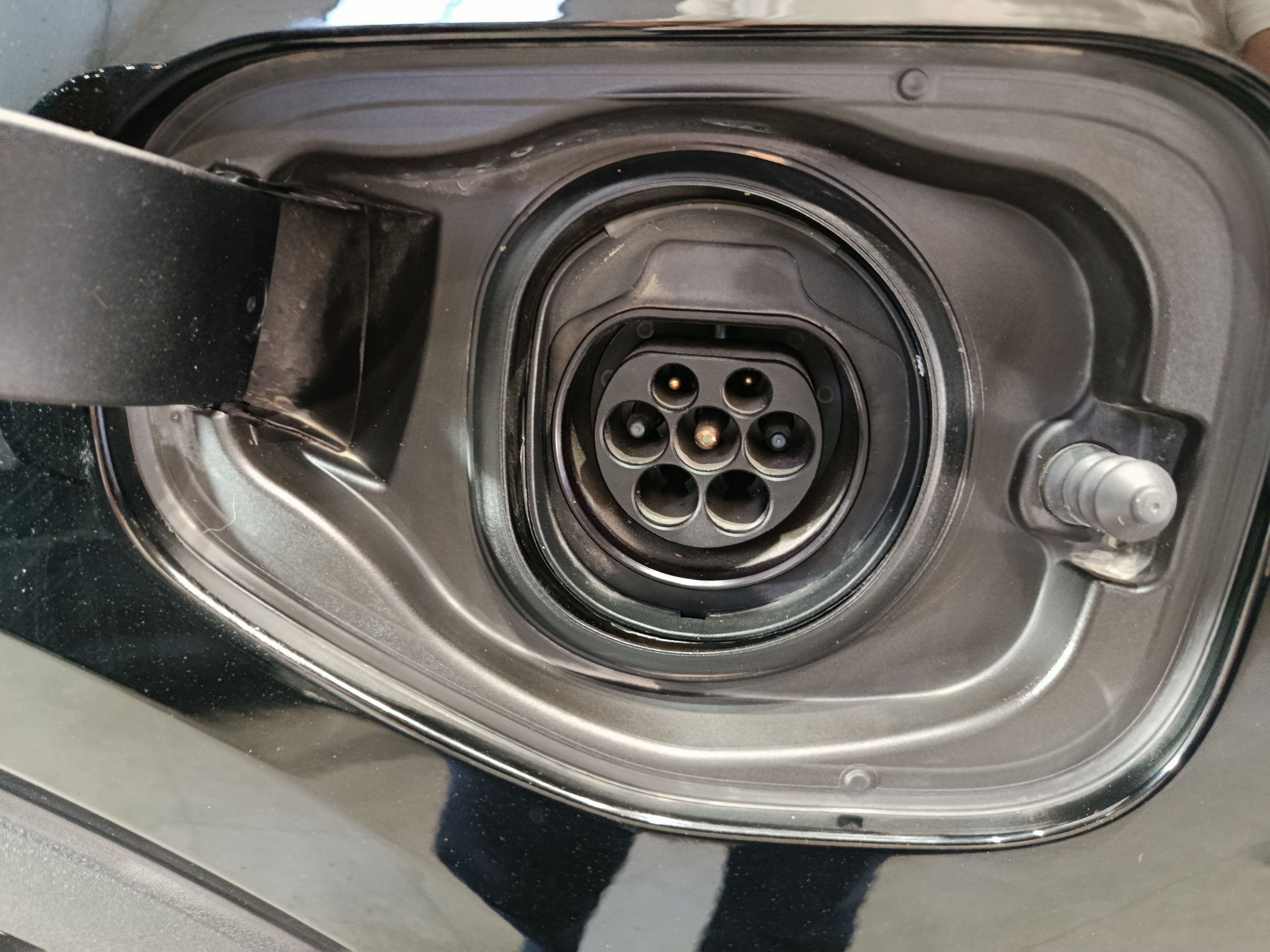 VOLVO XC40 R-DESING 1.5 T4 TWIN RECHARGE 211CV AUTO - Imagen 19