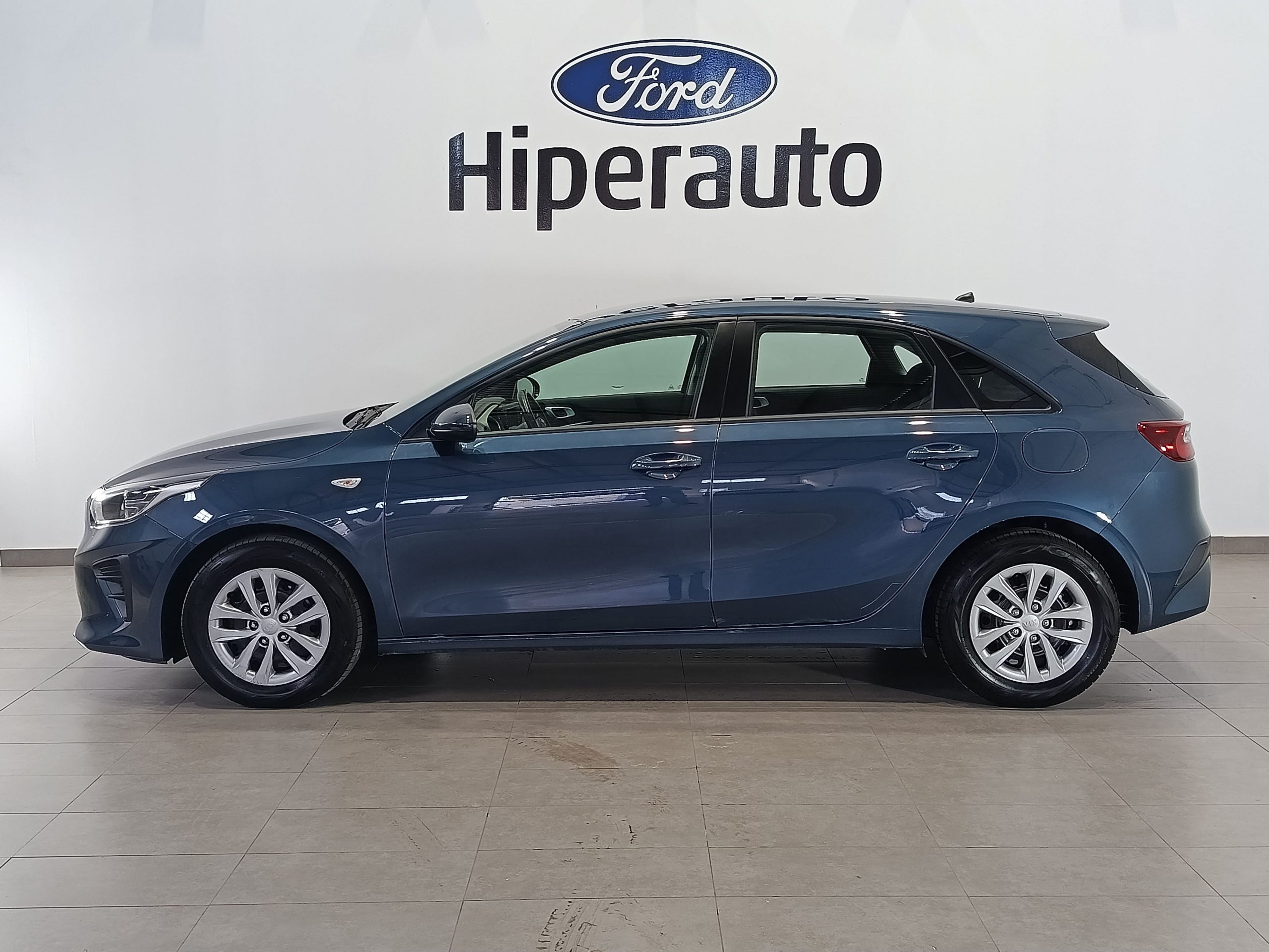 KIA CEED 1.0T-GDI 100CV CONCPT ECO-DYNAMICS S&S MT6 - Imagen 20