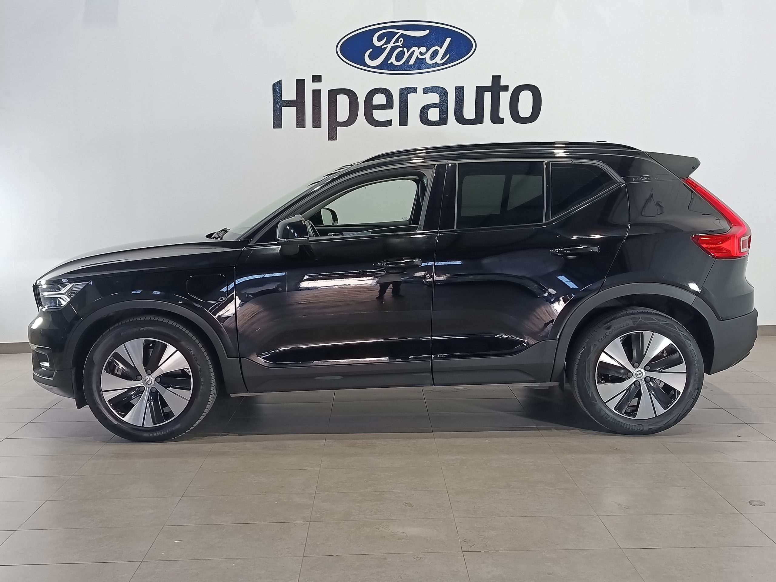 VOLVO XC40 R-DESING 1.5 T4 TWIN RECHARGE 211CV AUTO - Imagen 21