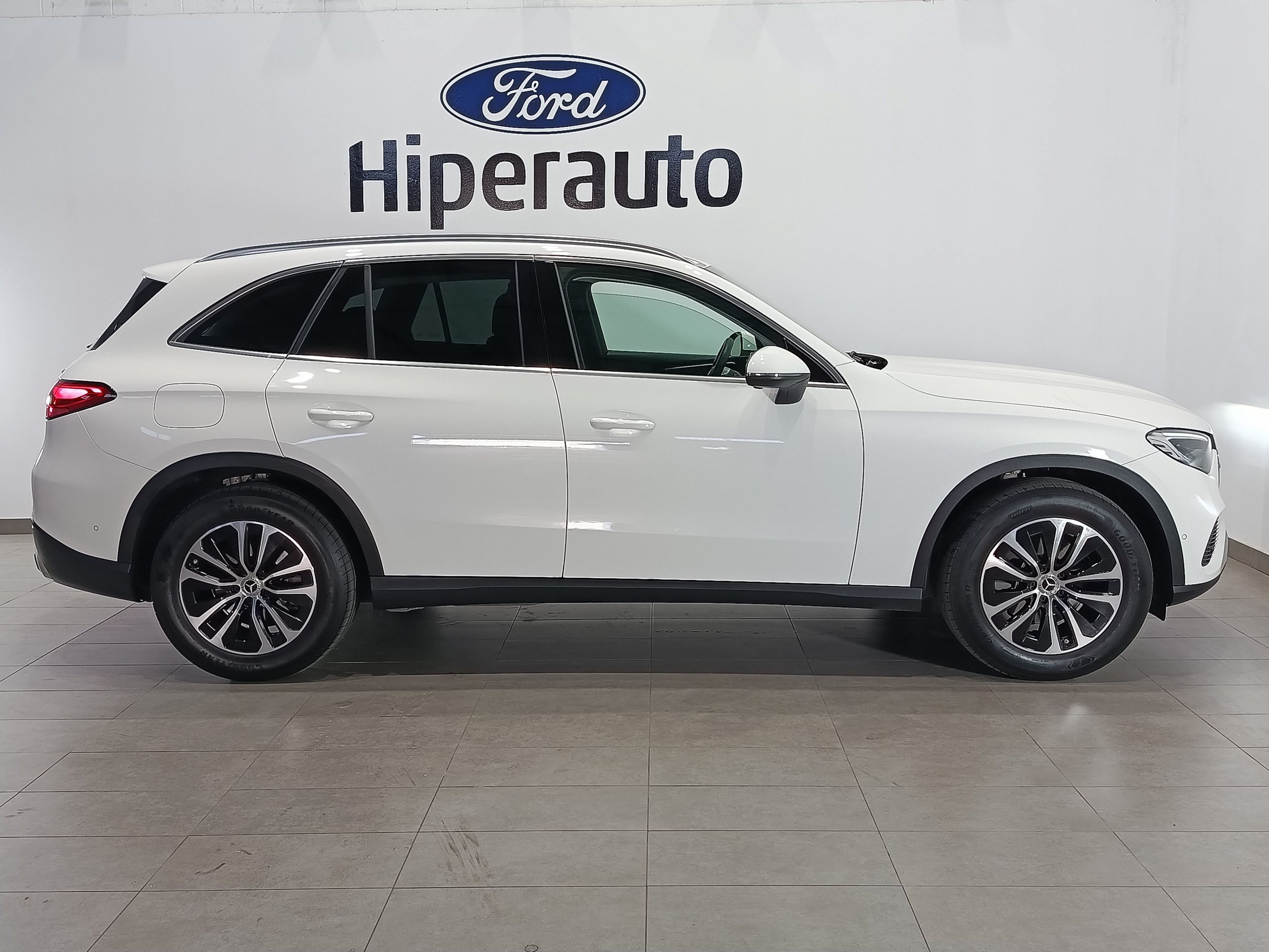 MERCEDES GLC220D 4-MATIC AVANGARDE 195CV 9G-DCT - Imagen 24