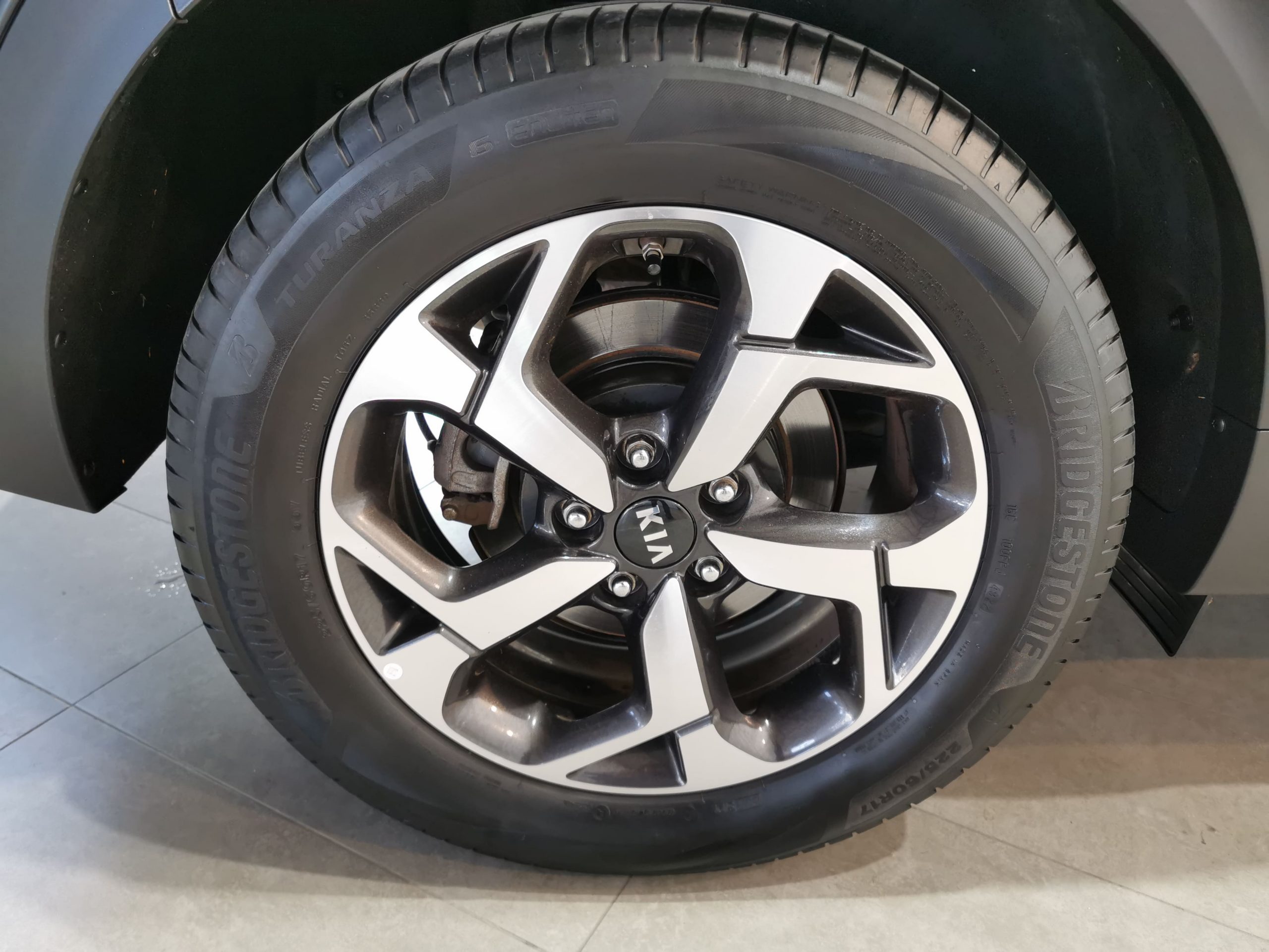 KIA SPORTAGE 1.6MHEV 136CV DRIVE S&S 4X2 MT6 - Imagen 28