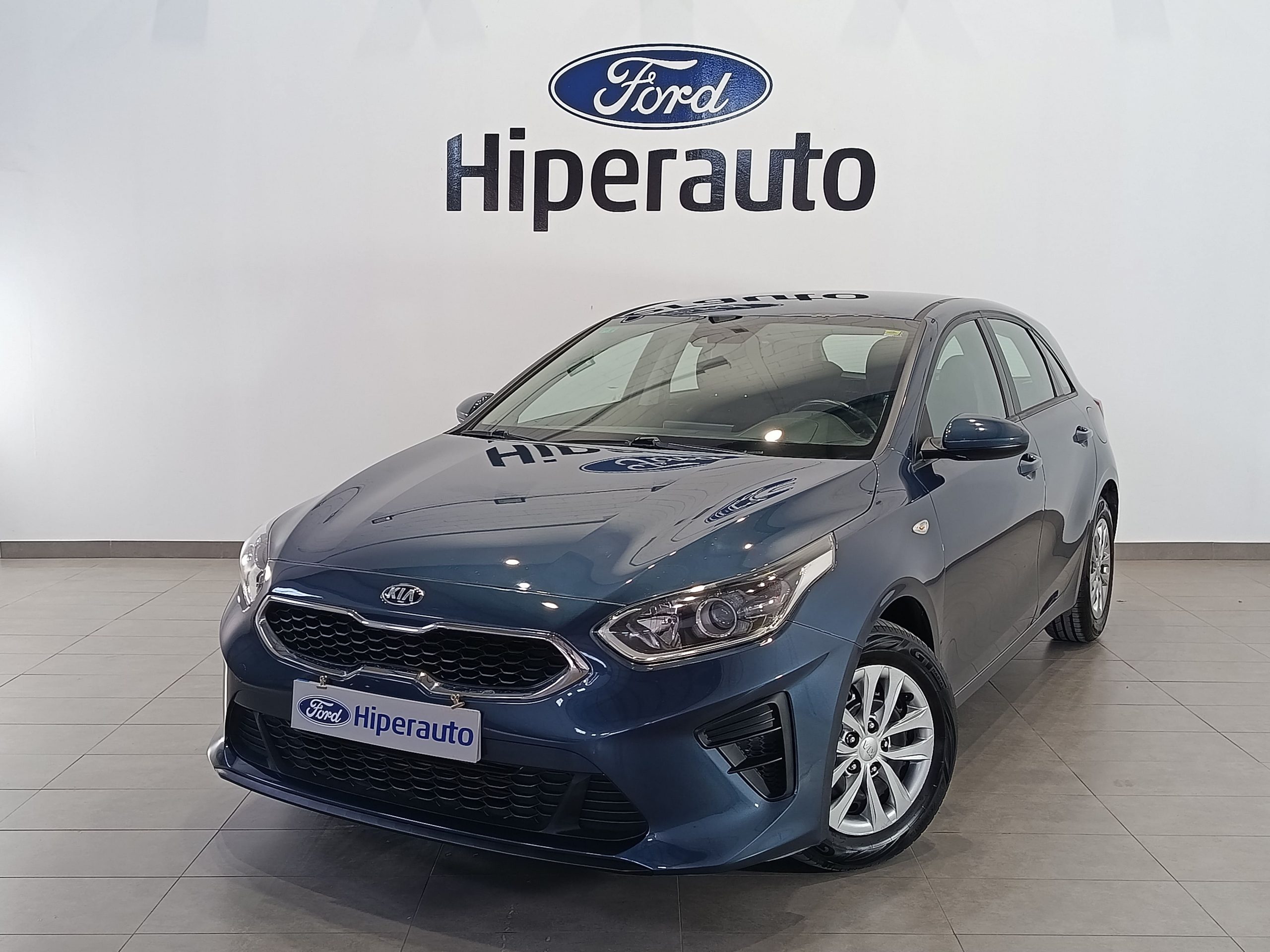 KIA CEED 1.0T-GDI 100CV CONCPT ECO-DYNAMICS S&S MT6 - Imagen 4