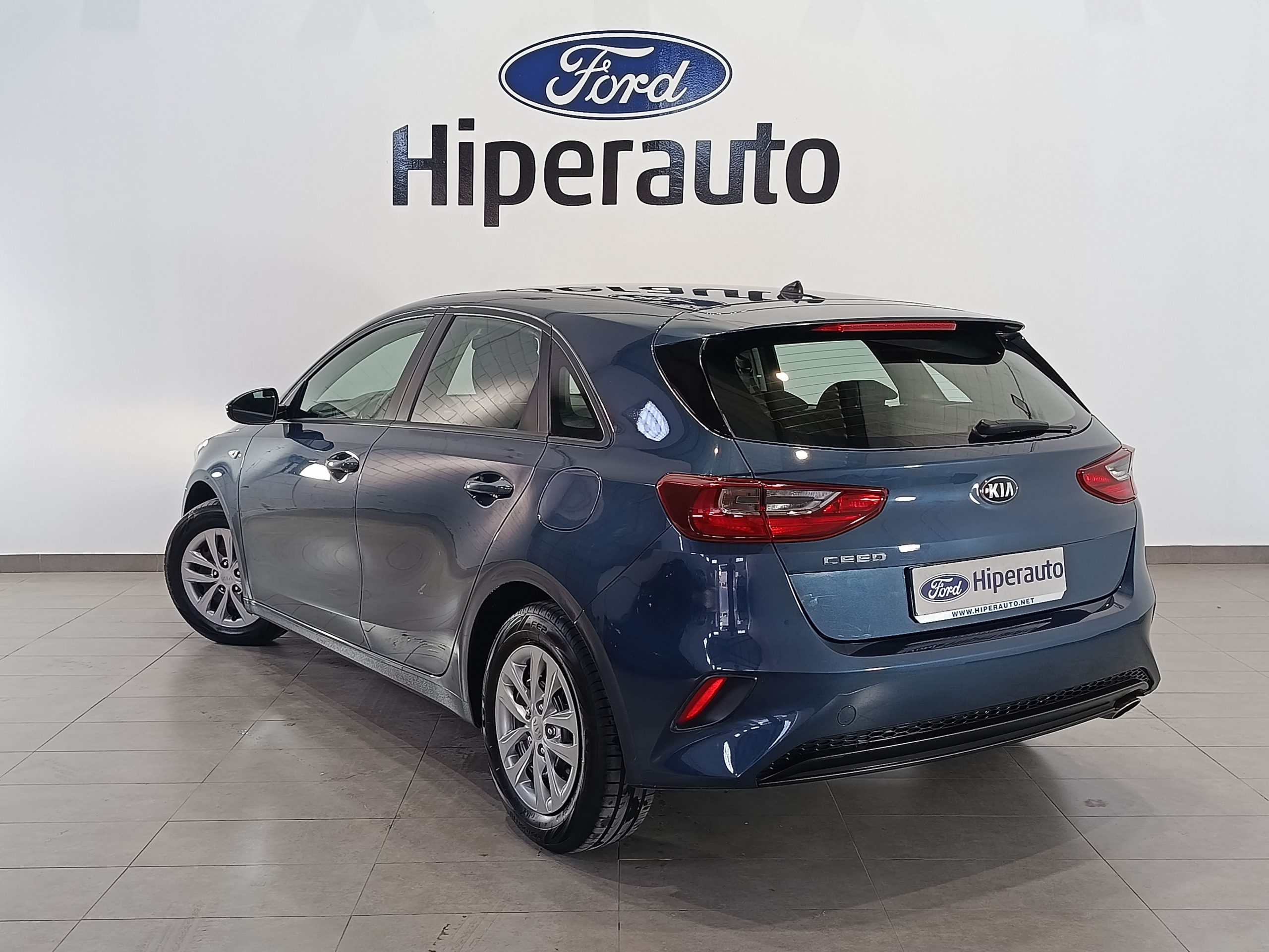 KIA CEED 1.0T-GDI 100CV CONCPT ECO-DYNAMICS S&S MT6 - Imagen 7