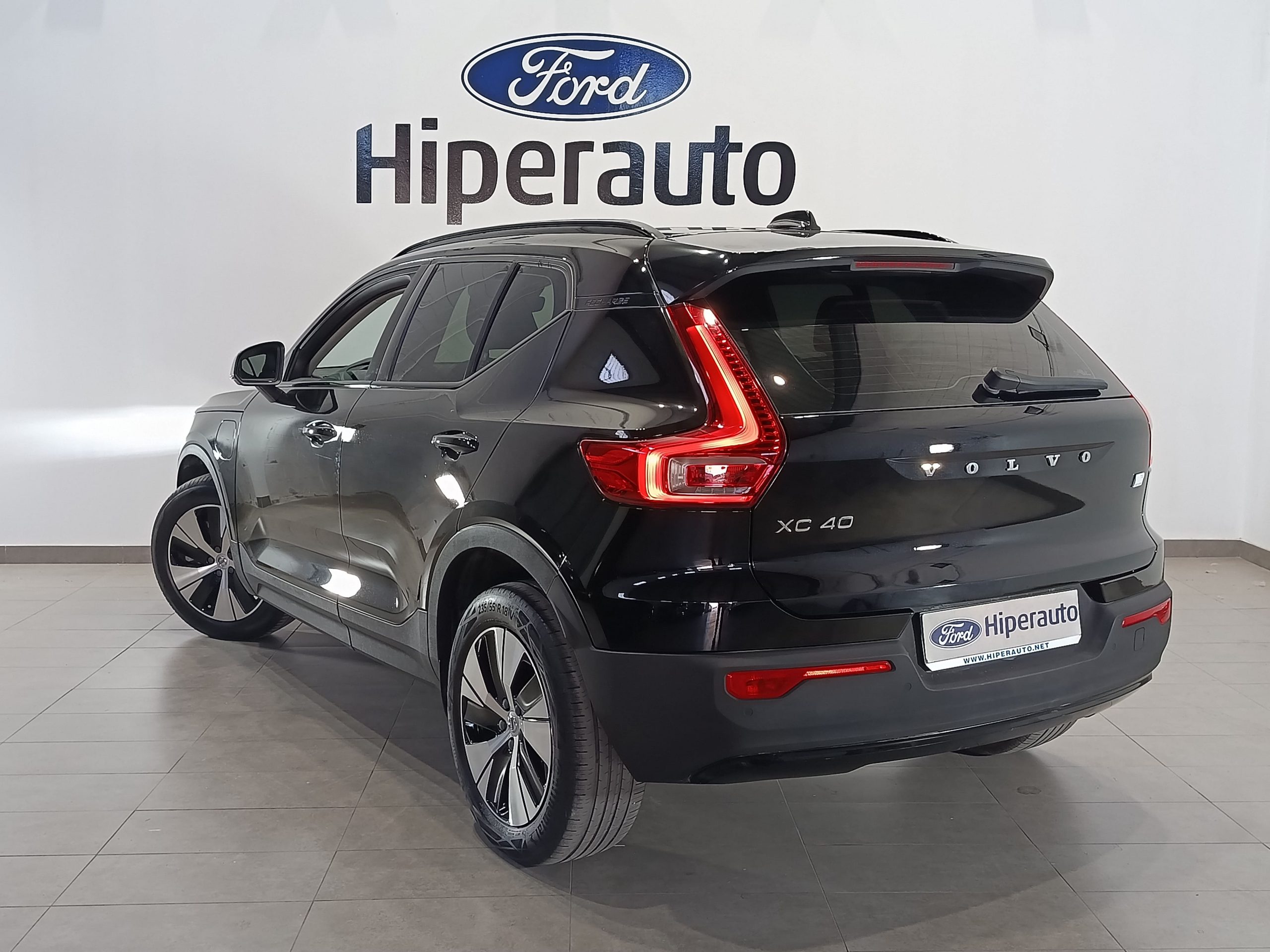 VOLVO XC40 R-DESING 1.5 T4 TWIN RECHARGE 211CV AUTO - Imagen 7