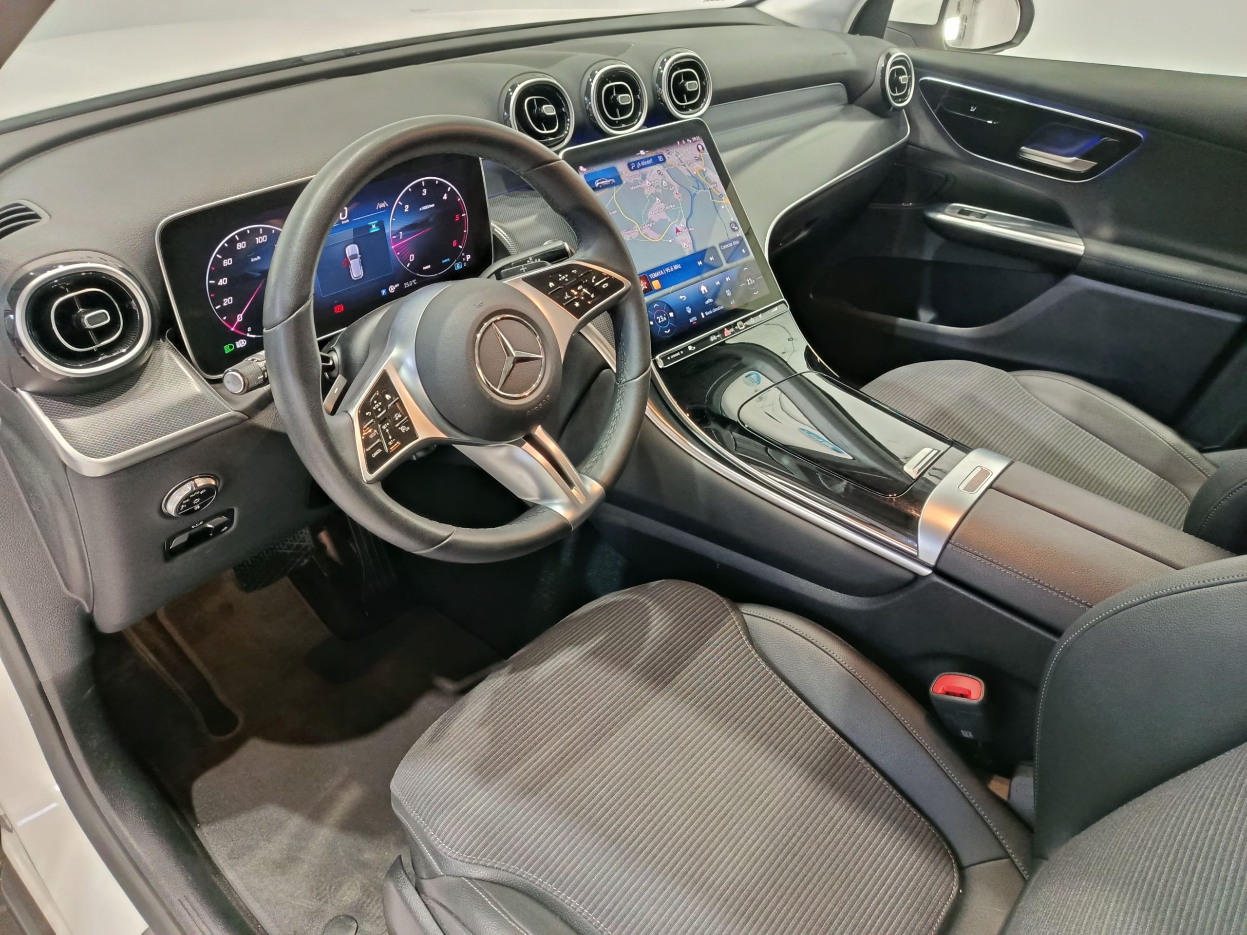 MERCEDES GLC220D 4-MATIC AVANGARDE 195CV 9G-DCT - Imagen 9