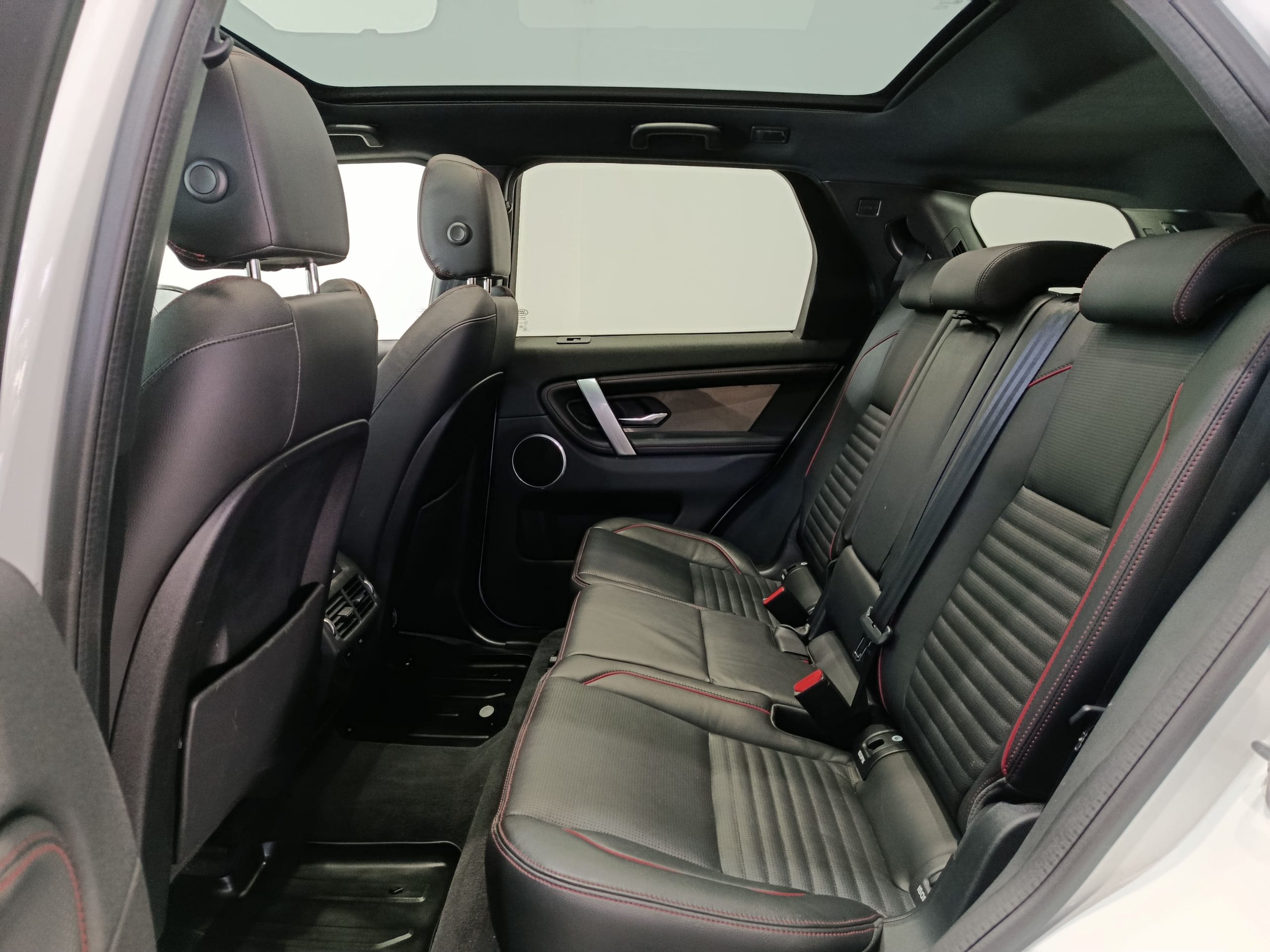 LAND ROVER DISCOVERY SPORT R-DYNAMIC S 2.0TD4 180CV MHEV AWD 7PAX AT9 - Imagen 10