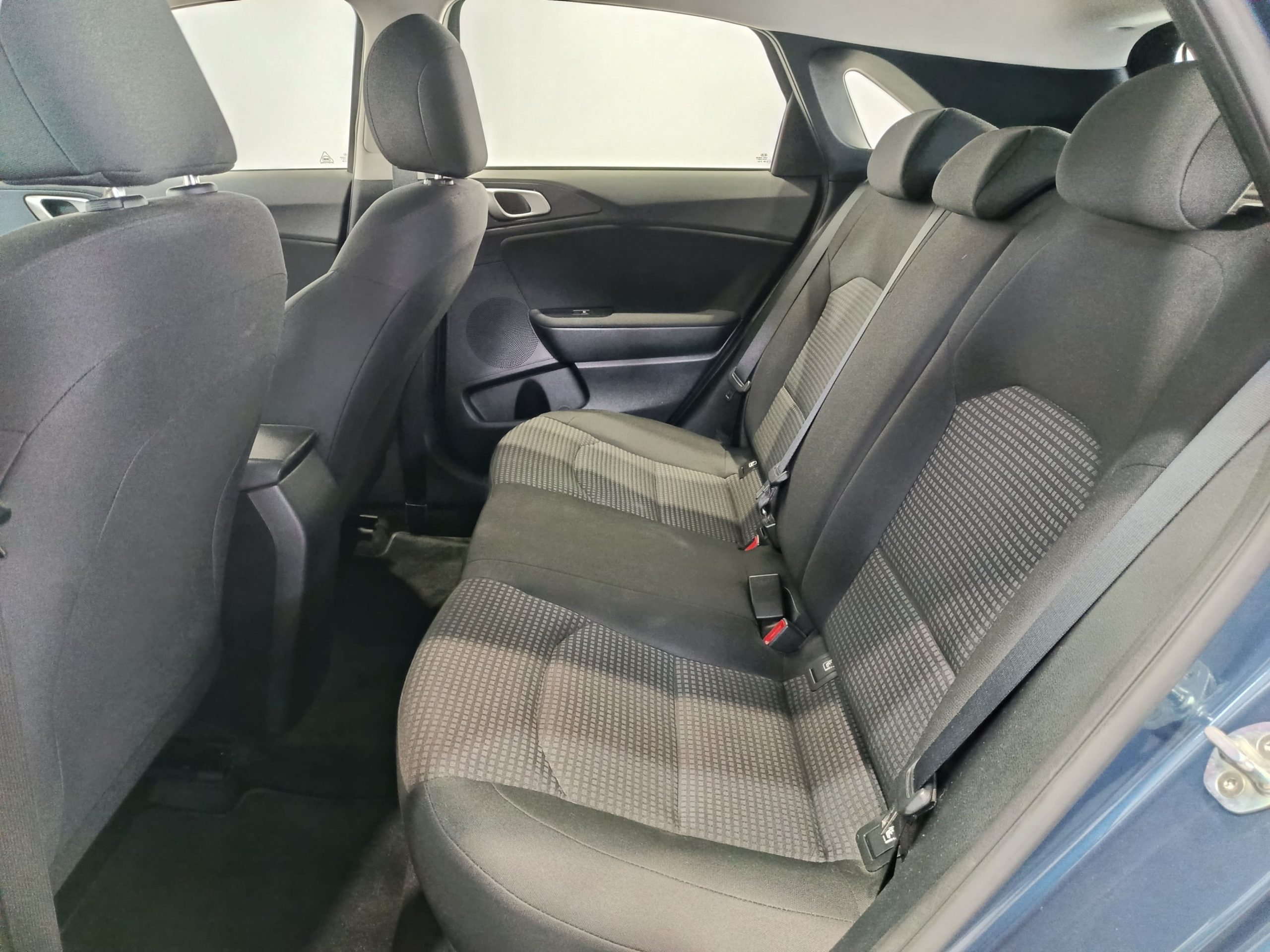 KIA CEED 1.0T-GDI 100CV CONCPT ECO-DYNAMICS S&S MT6 - Imagen 10