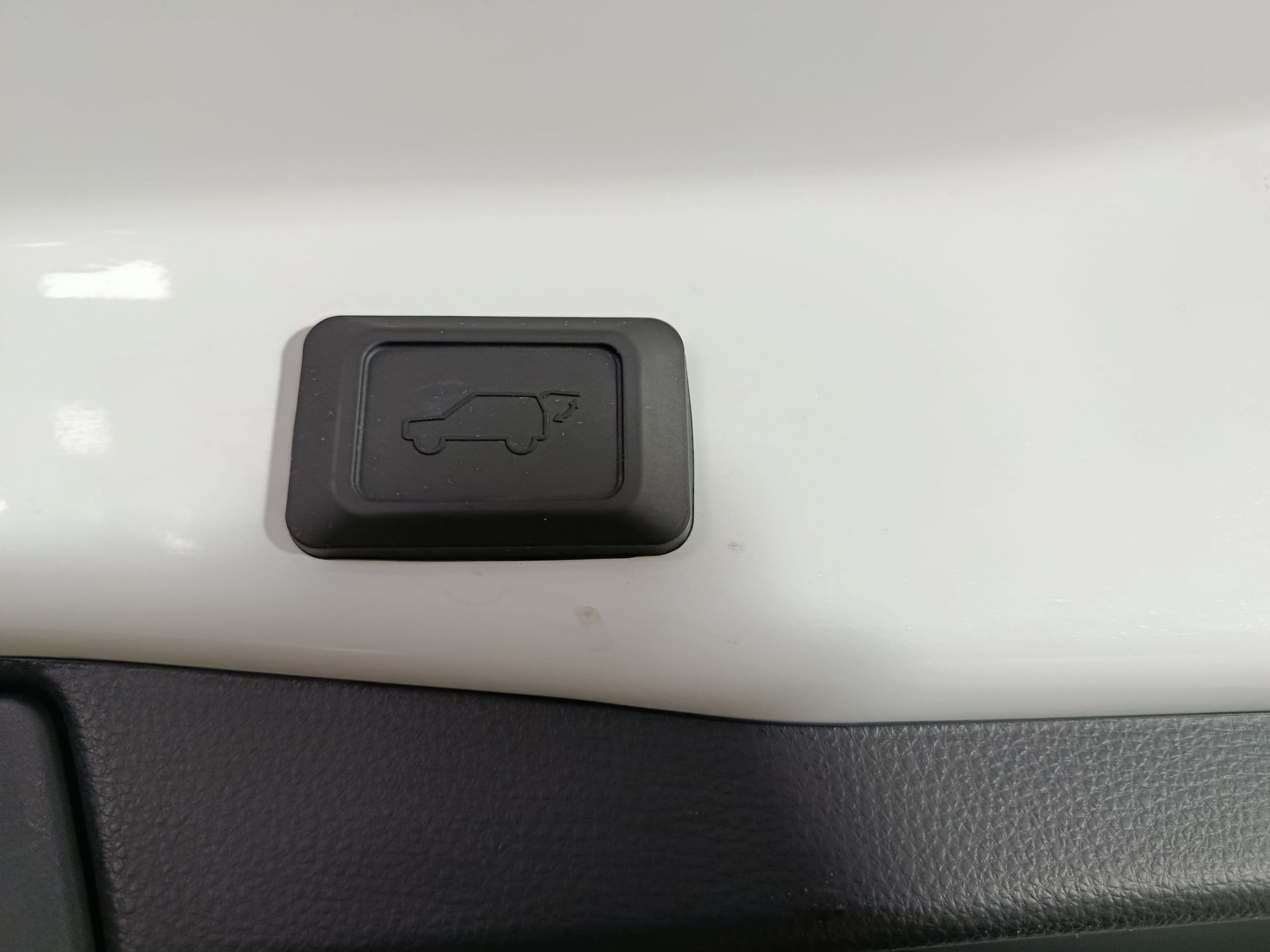 TOYOTA RAV4 220H eCVT 4x2 LUXURY 222cv - Imagen 14