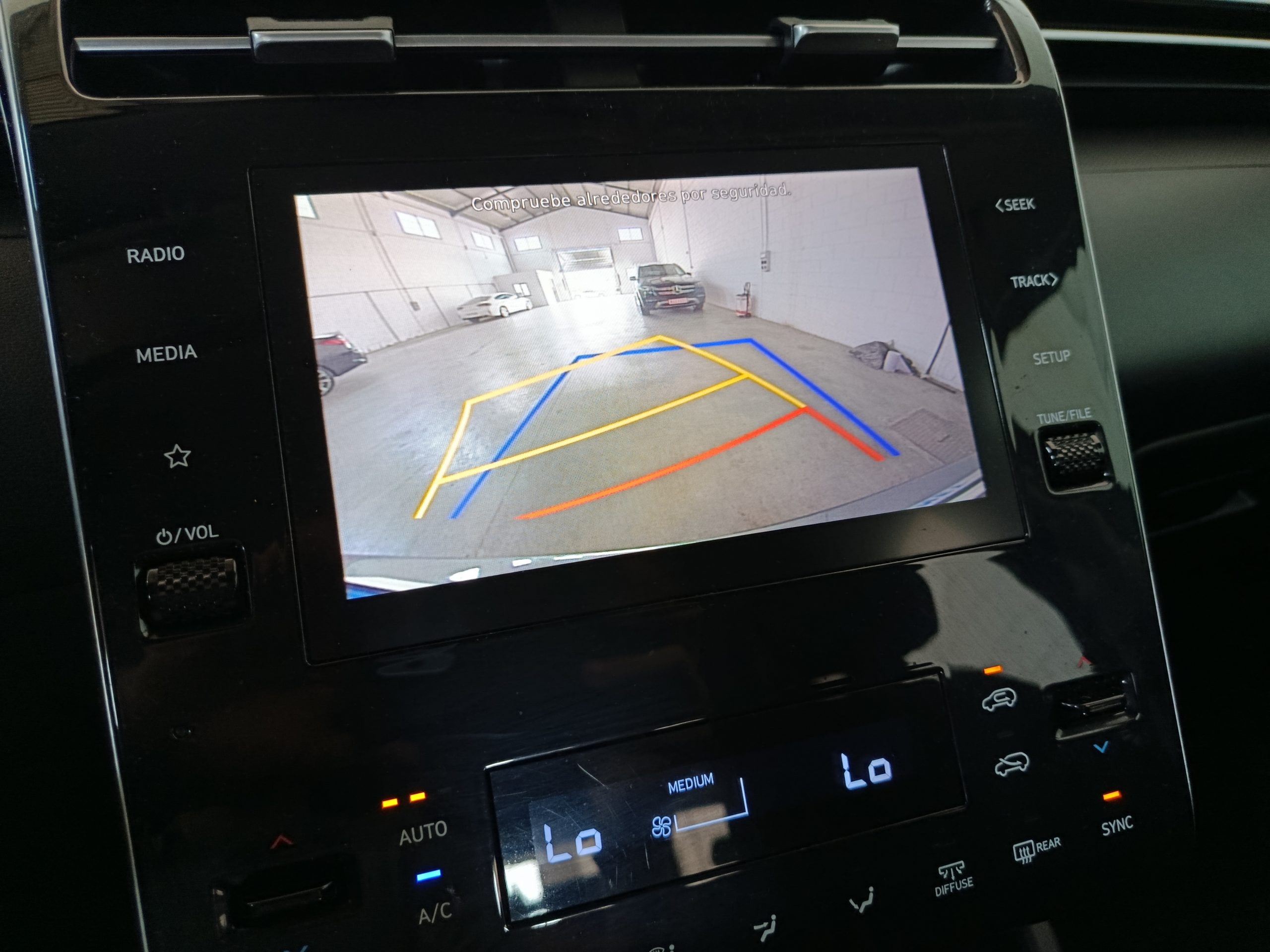 HYUNDAI TUCSON 1.6T-GDI 150CV 48V MAXX 4X2 S&S MT6 - Imagen 17