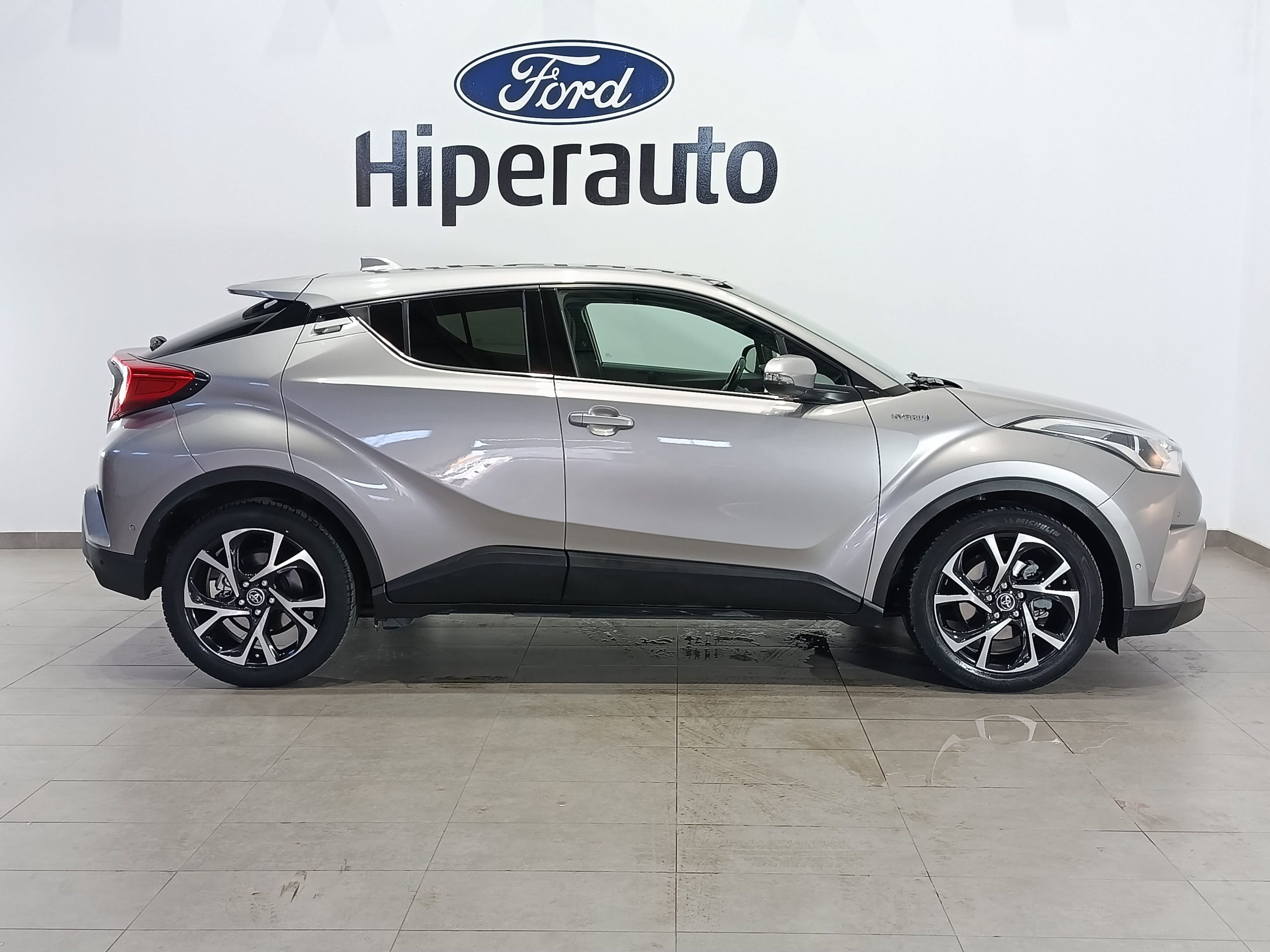 TOYOTA CH-R 1.8HYBRID 125CV ADVANCE - Imagen 21