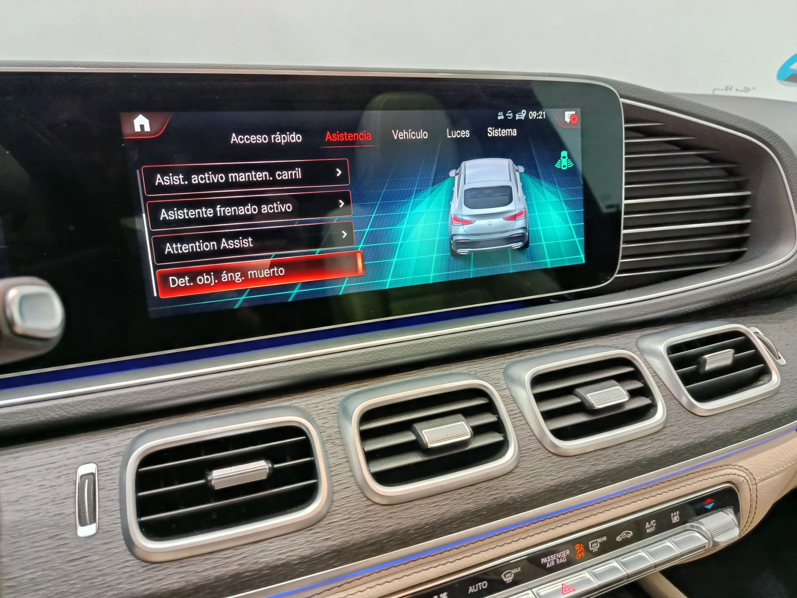 MERCEDES GLE COUPE 350DE 4MATIC 320cv AMG 9G DCT - Imagen 21