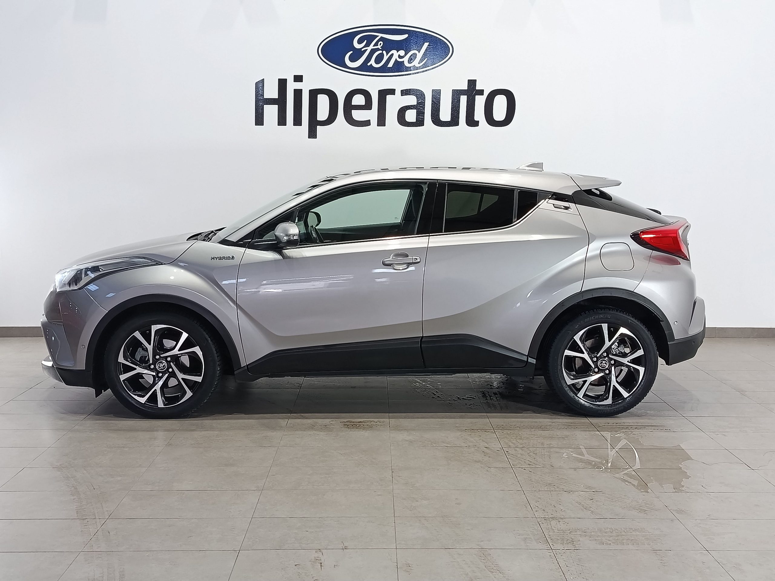 TOYOTA CH-R 1.8HYBRID 125CV ADVANCE - Imagen 22
