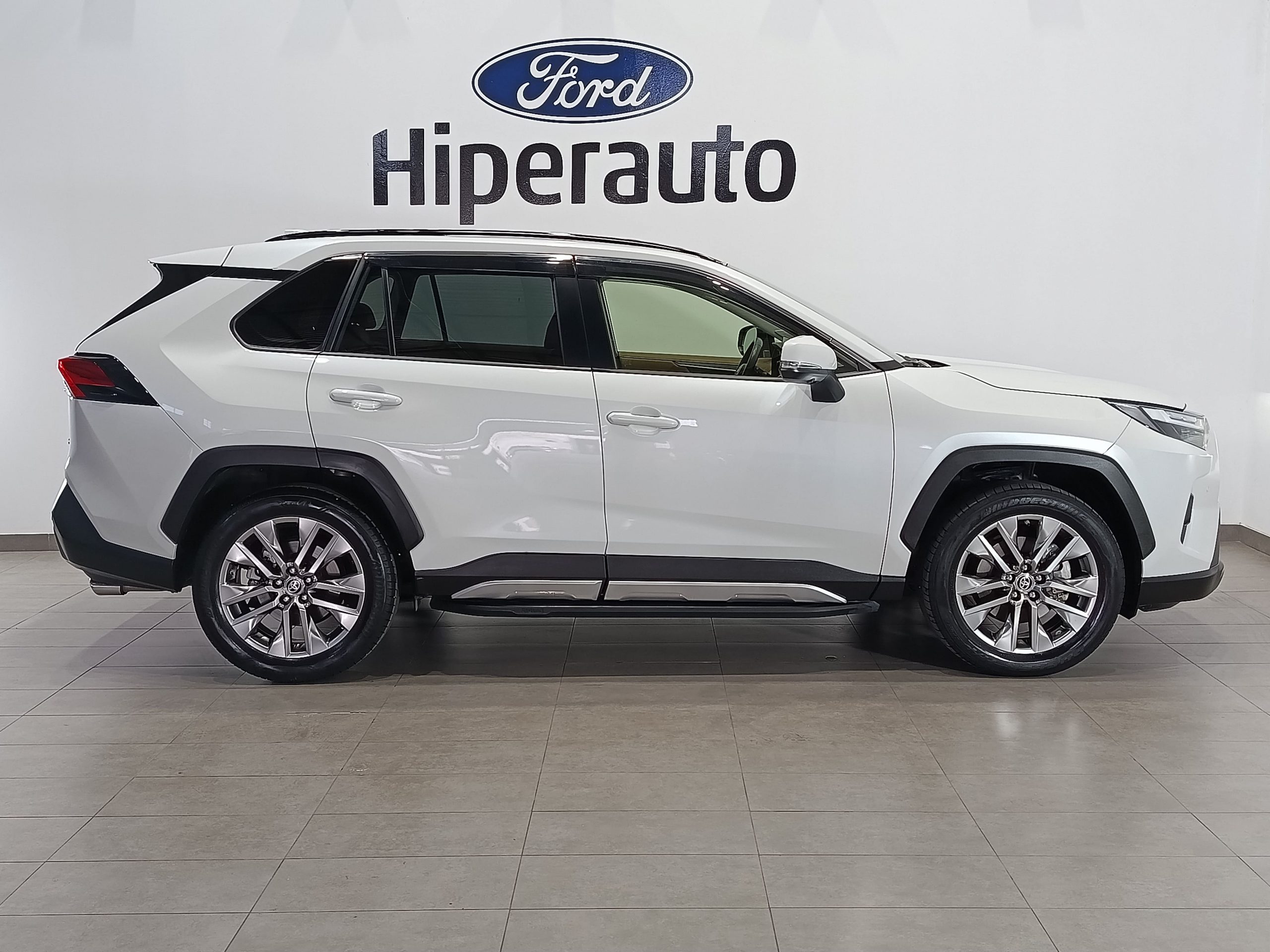 TOYOTA RAV4 220H eCVT 4x2 LUXURY 222cv - Imagen 24