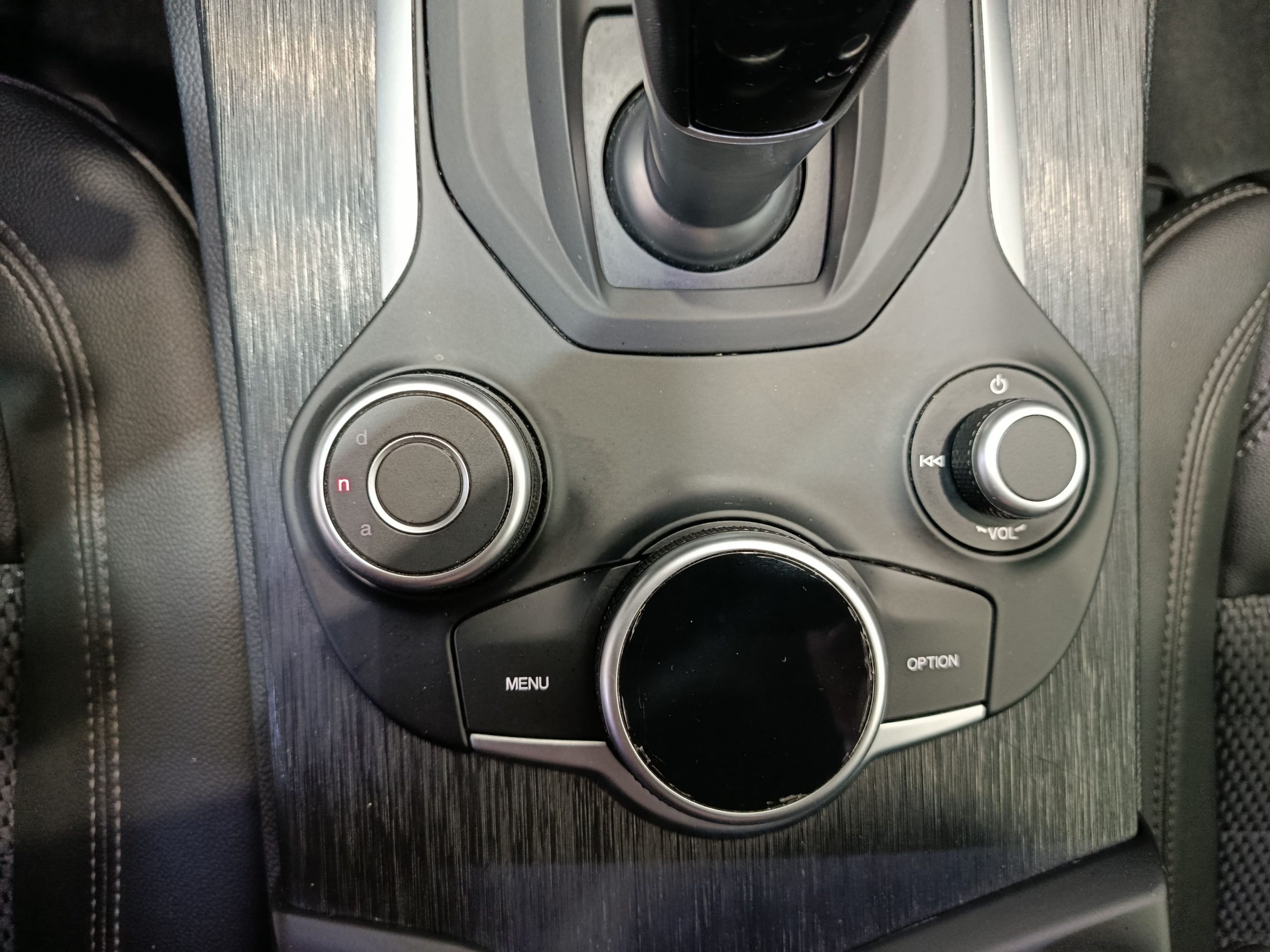 ALFA ROMERO 2.2 EXECUTIVE AT8 Q4 210CV - Imagen 24