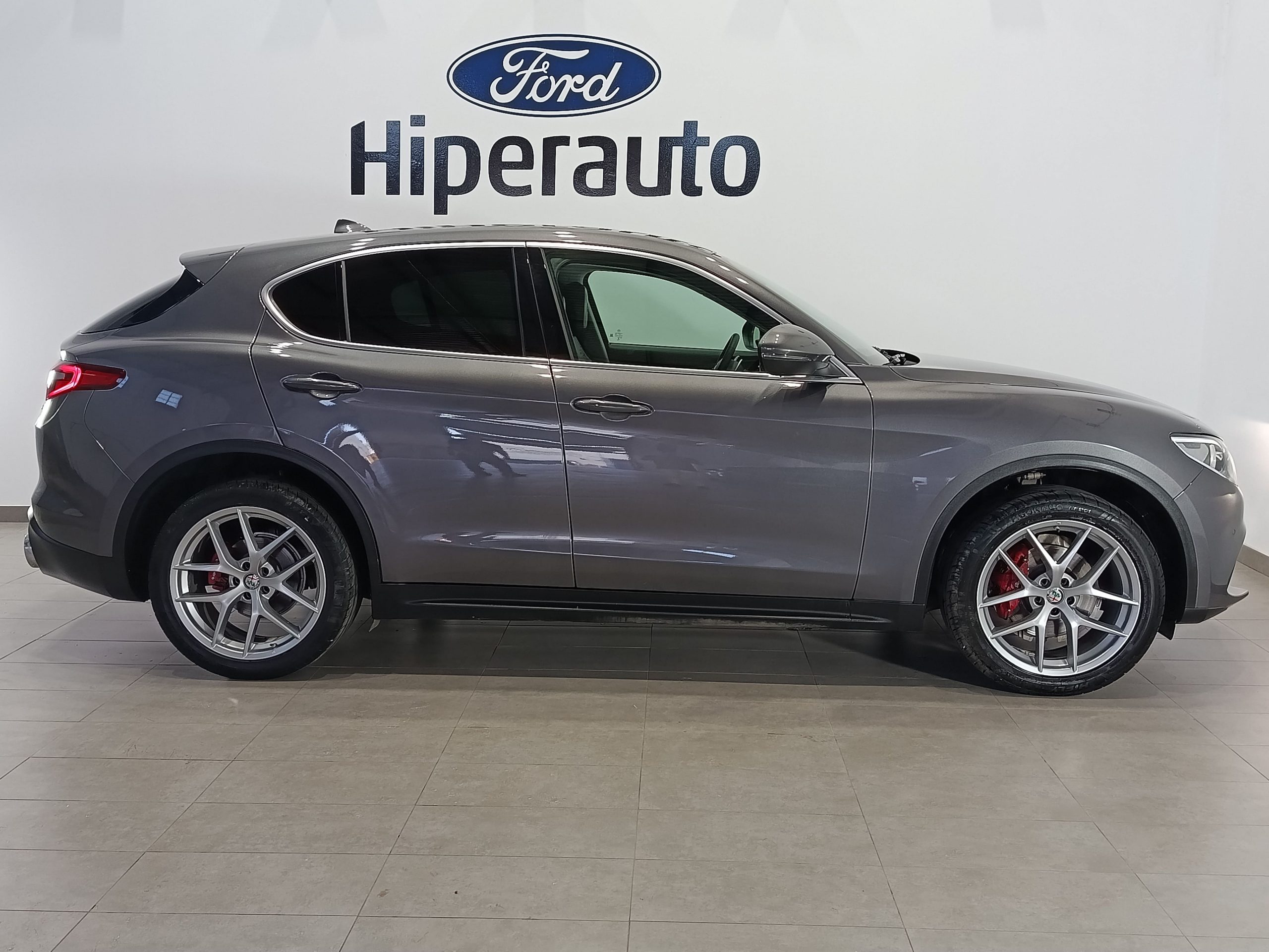 ALFA ROMERO 2.2 EXECUTIVE AT8 Q4 210CV - Imagen 28