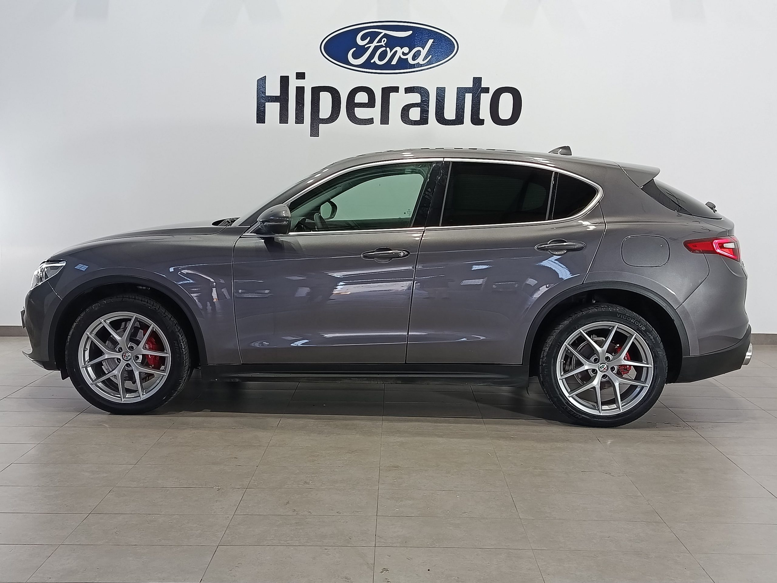 ALFA ROMERO 2.2 EXECUTIVE AT8 Q4 210CV - Imagen 29