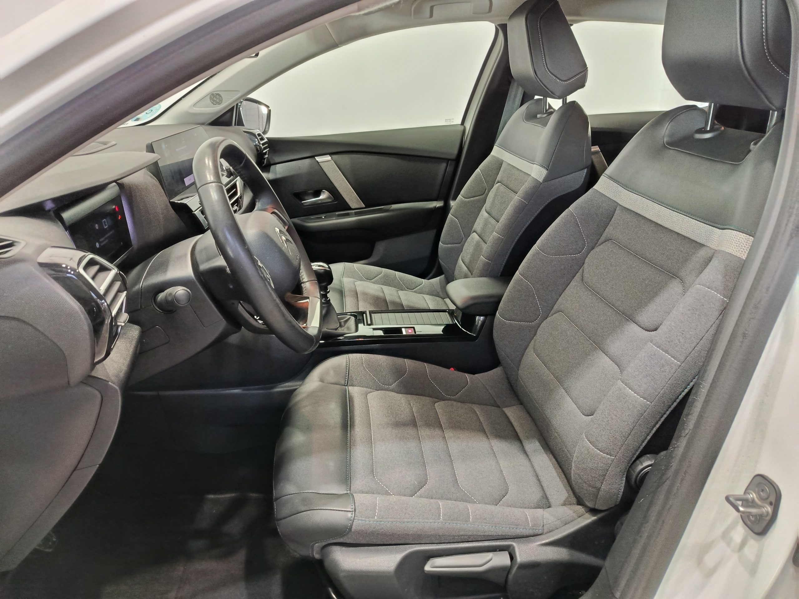 CITROEN C4 FEEL PACK 1.2T 130CV - Imagen 7