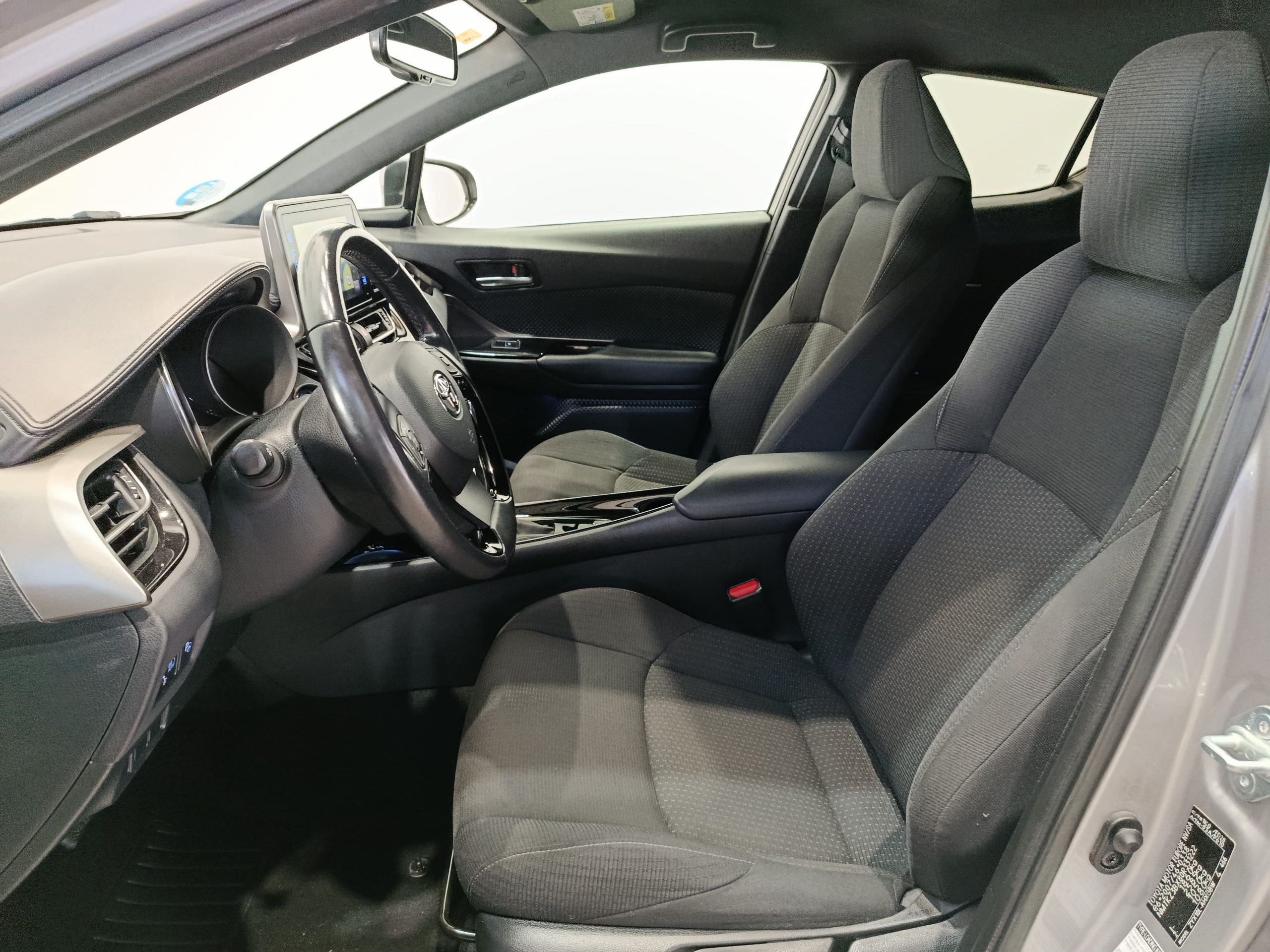 TOYOTA CH-R 1.8HYBRID 125CV ADVANCE - Imagen 8