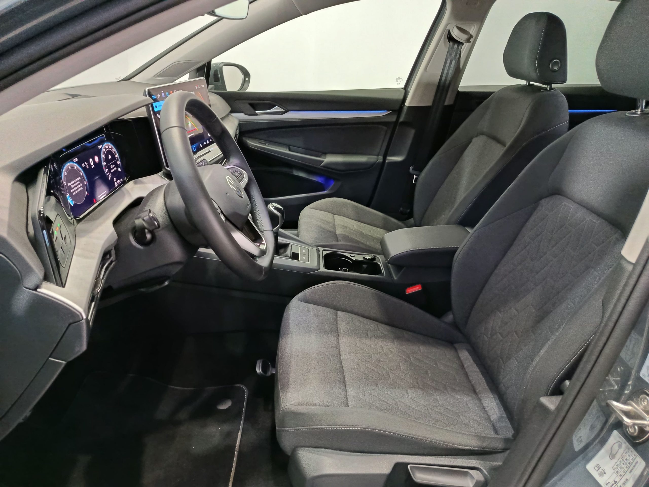 VOLKSWAGEN GOLF VIII 1.5TSI MAS 115CV - Imagen 8