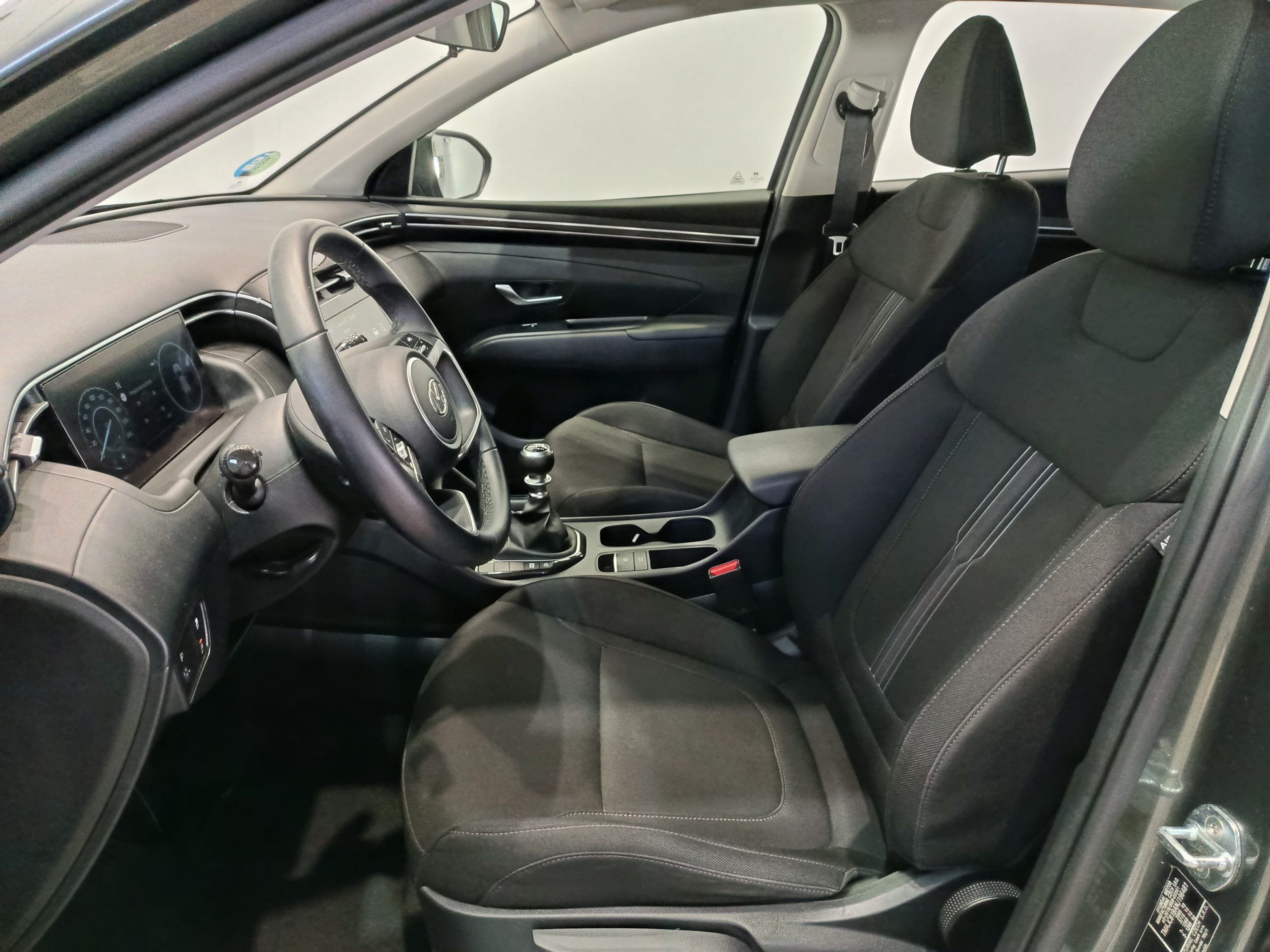 HYUNDAI TUCSON 1.6T-GDI 150CV 48V MAXX 4X2 S&S MT6 - Imagen 8