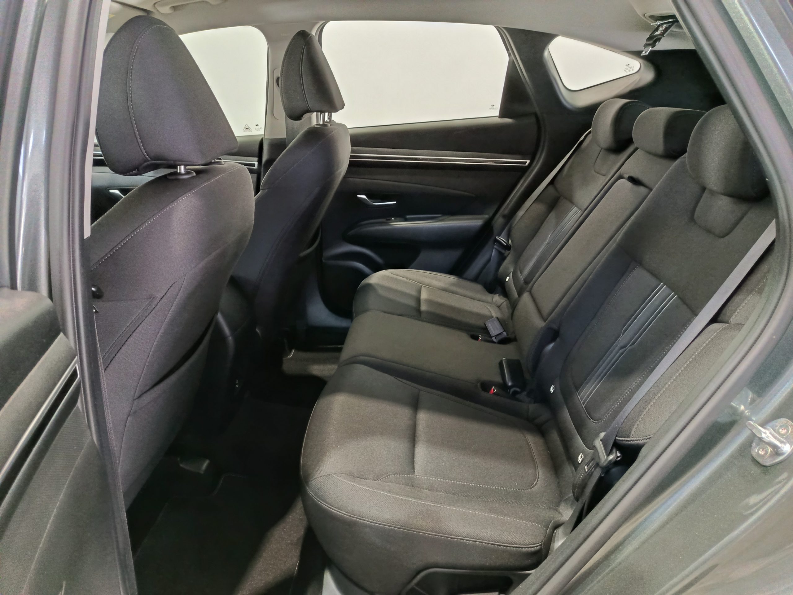 HYUNDAI TUCSON 1.6T-GDI 150CV 48V MAXX 4X2 S&S MT6 - Imagen 10