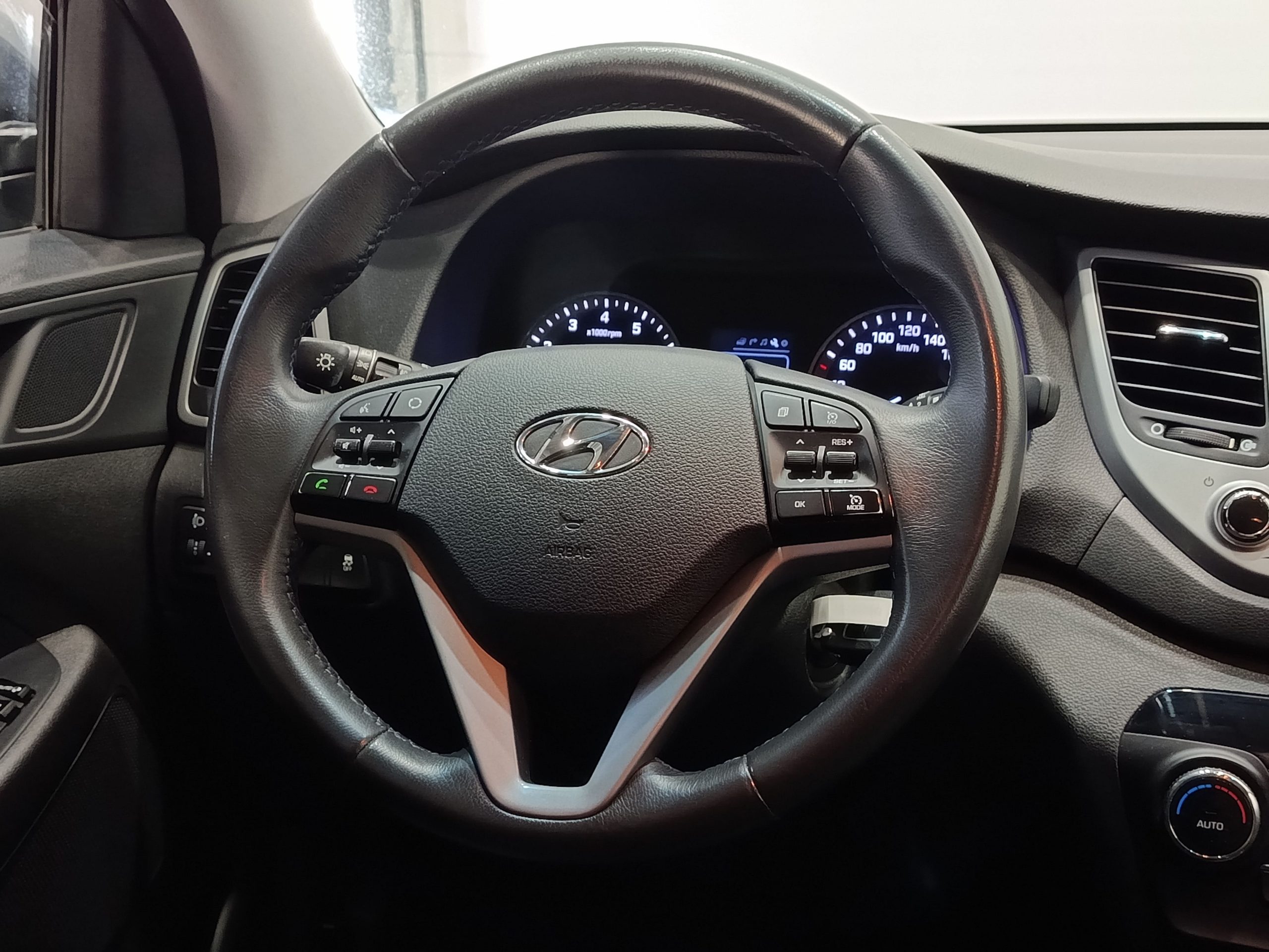 HYUNDAI TUCSON 1.6GDI 131cv KLASS - Imagen 15